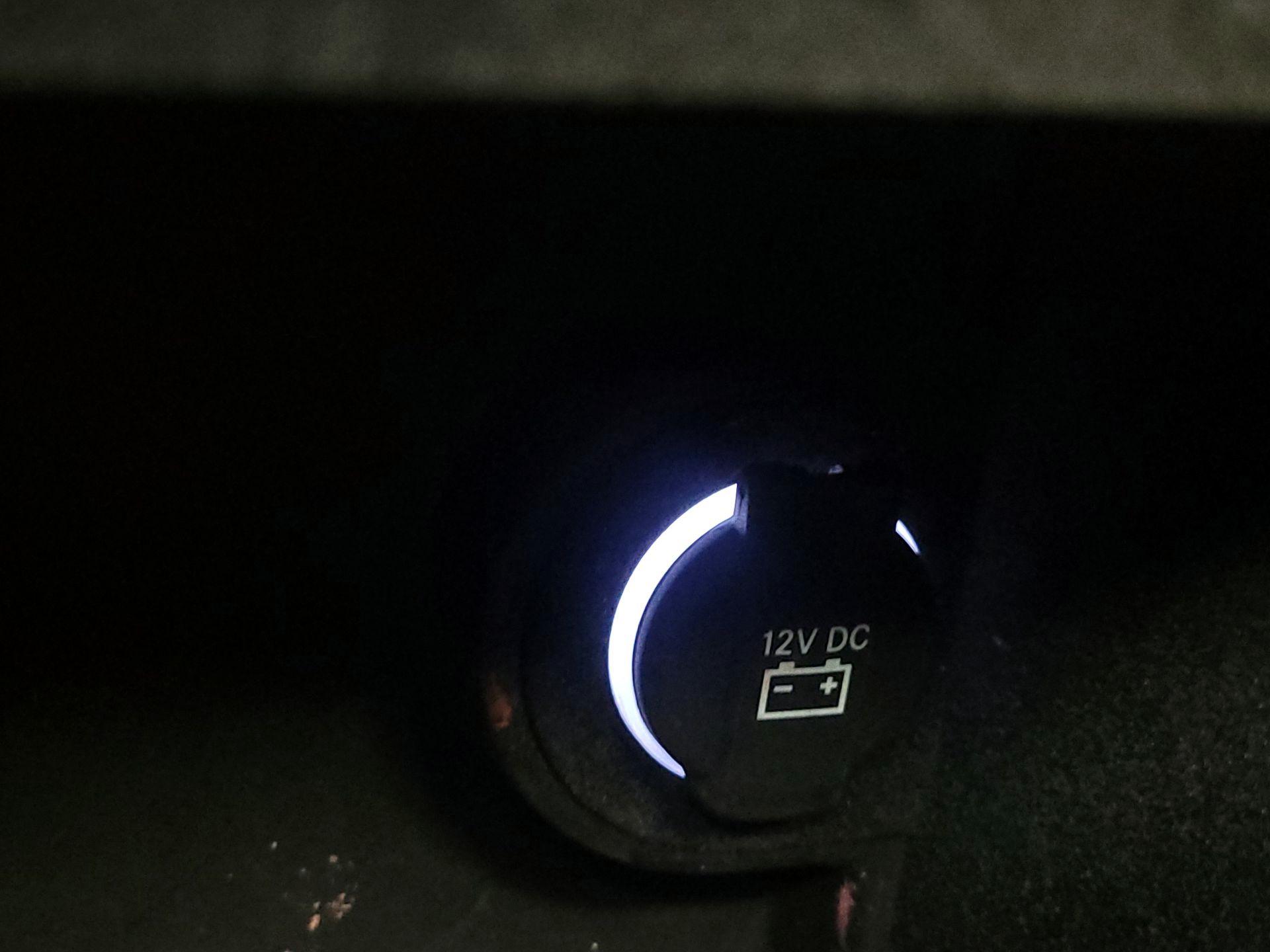 Thumbnail: 2021 Dodge Charger - 18