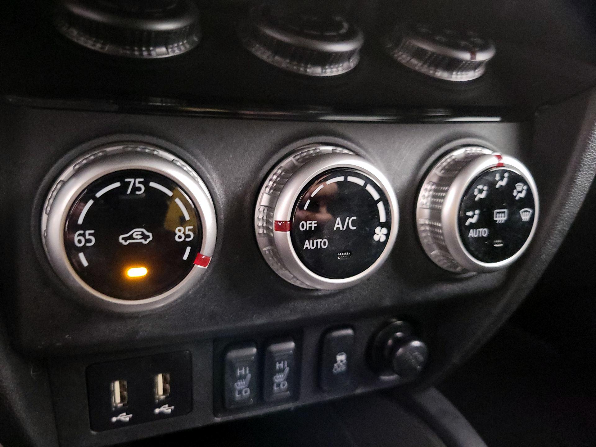 Thumbnail: 2023 Mitsubishi Outlander Sport - 16