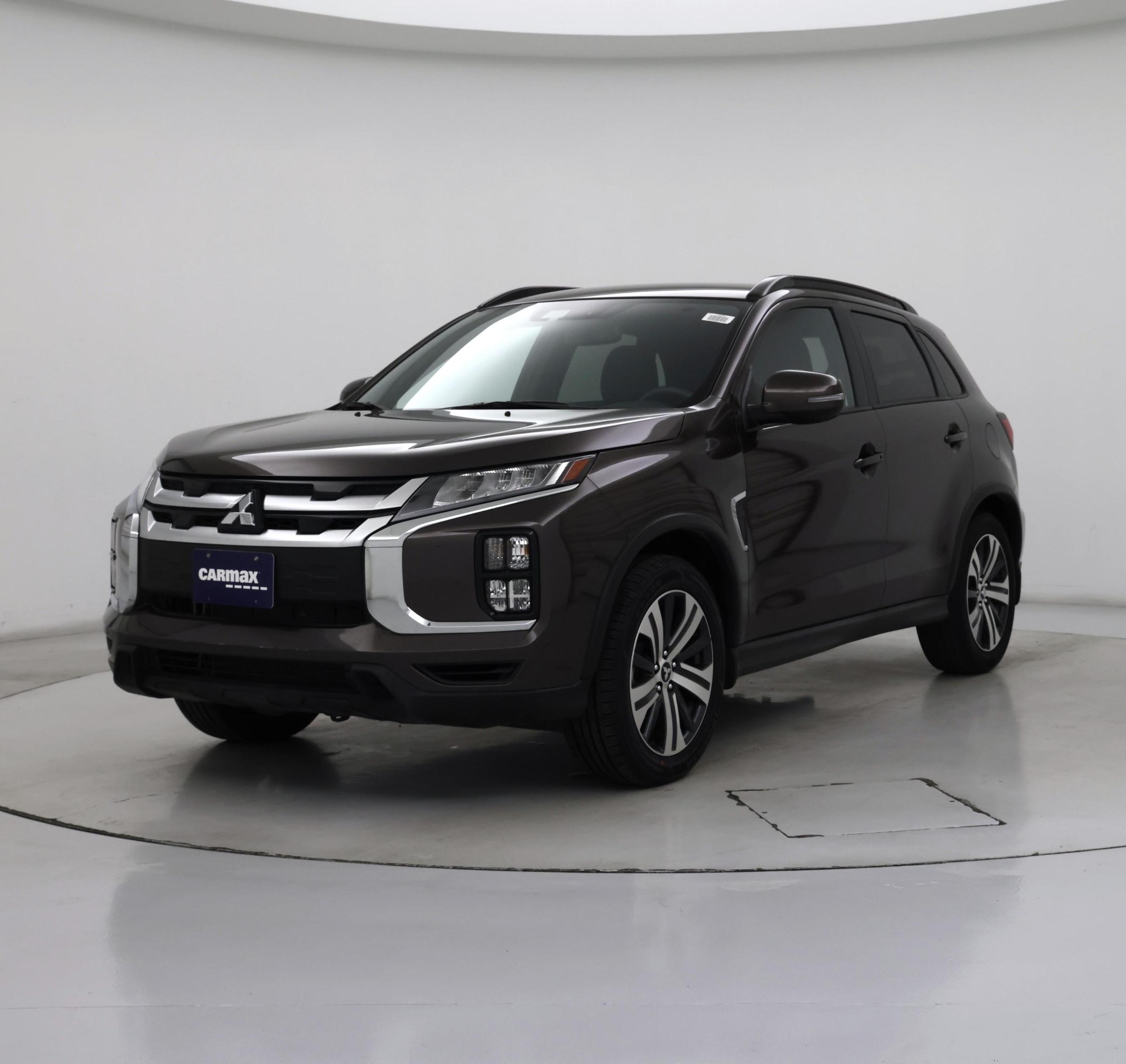 Thumbnail: 2023 Mitsubishi Outlander Sport - 4