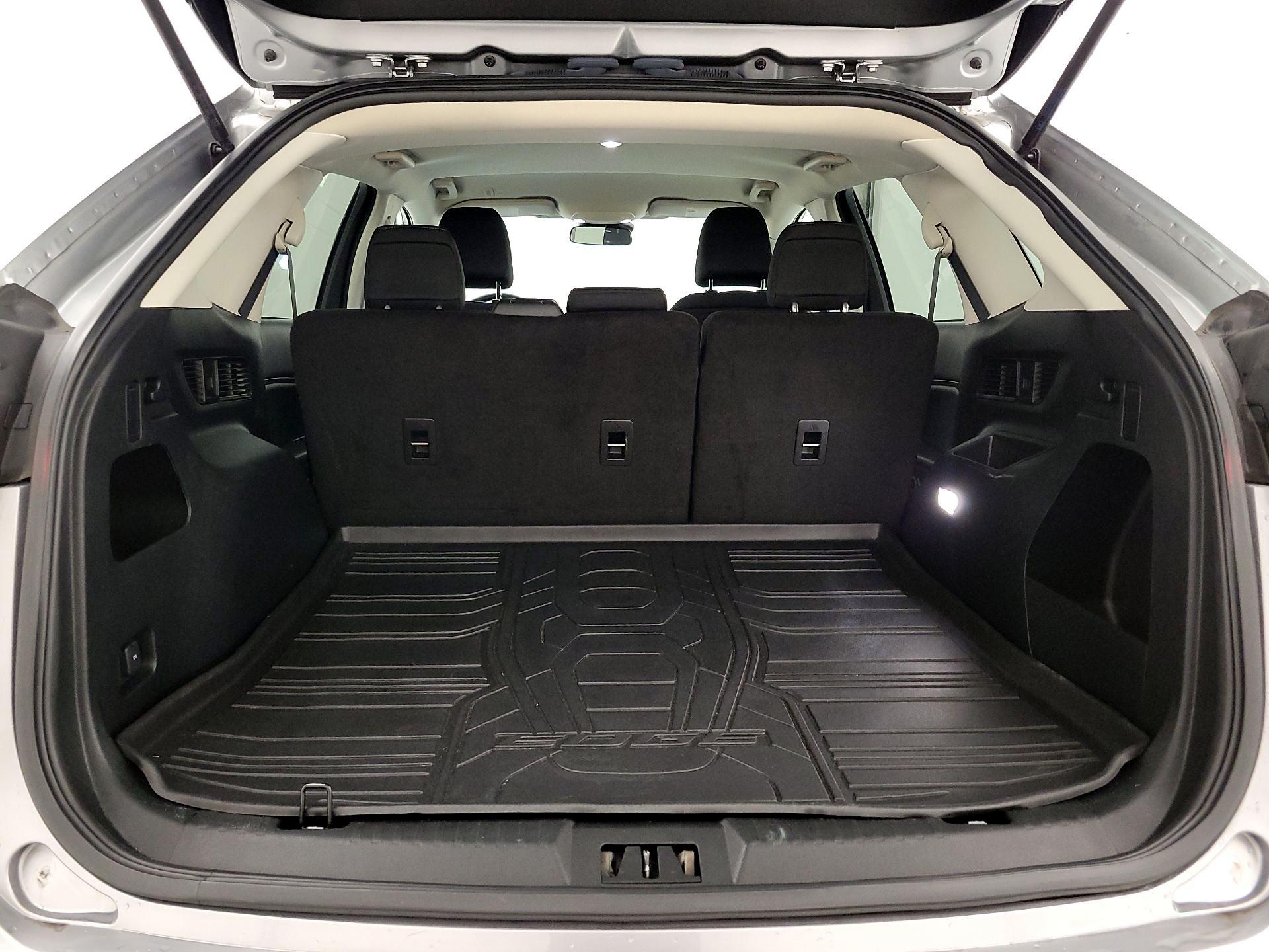 Thumbnail: 2022 Ford Edge - 20