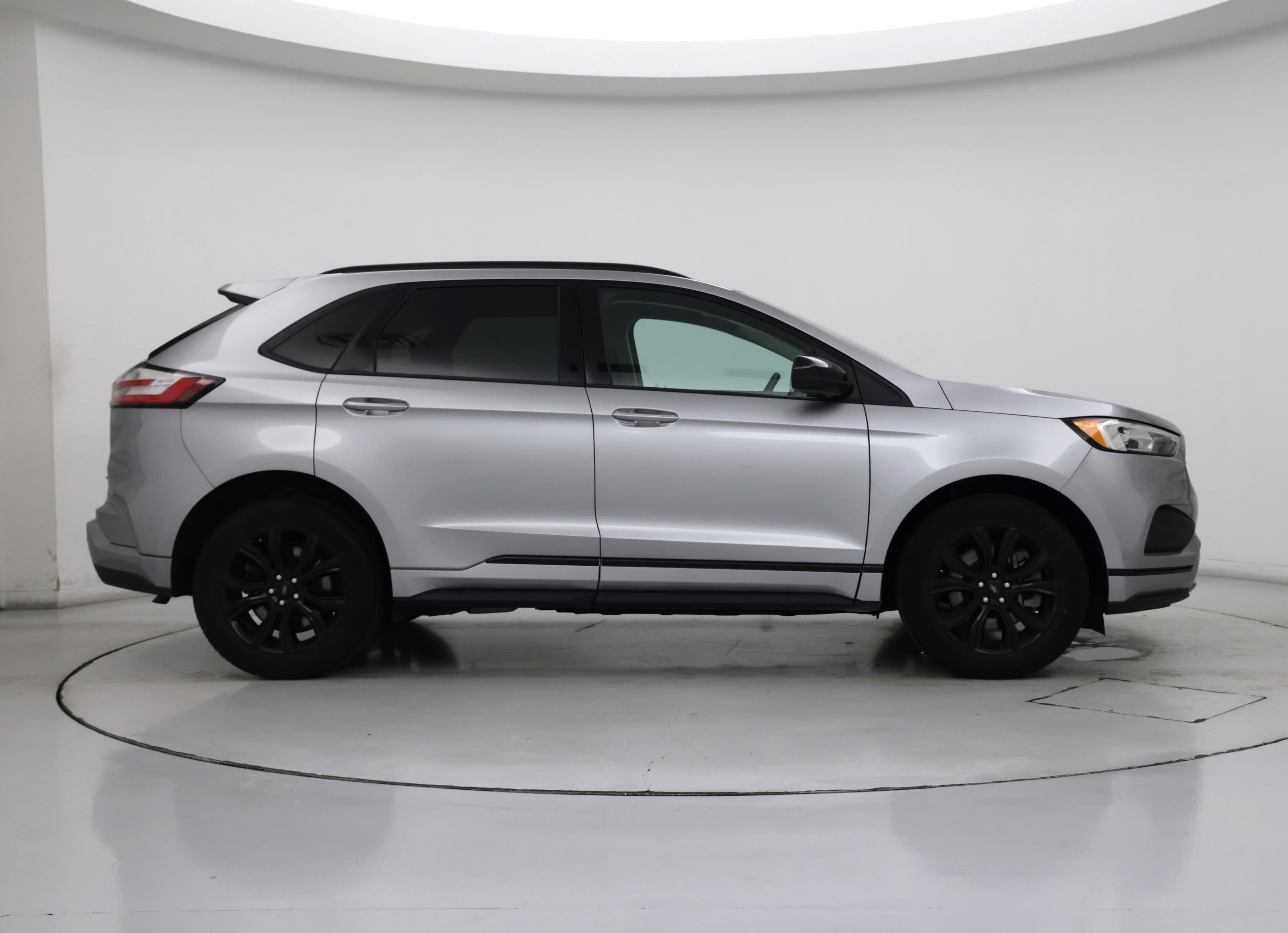 Thumbnail: 2022 Ford Edge - 7
