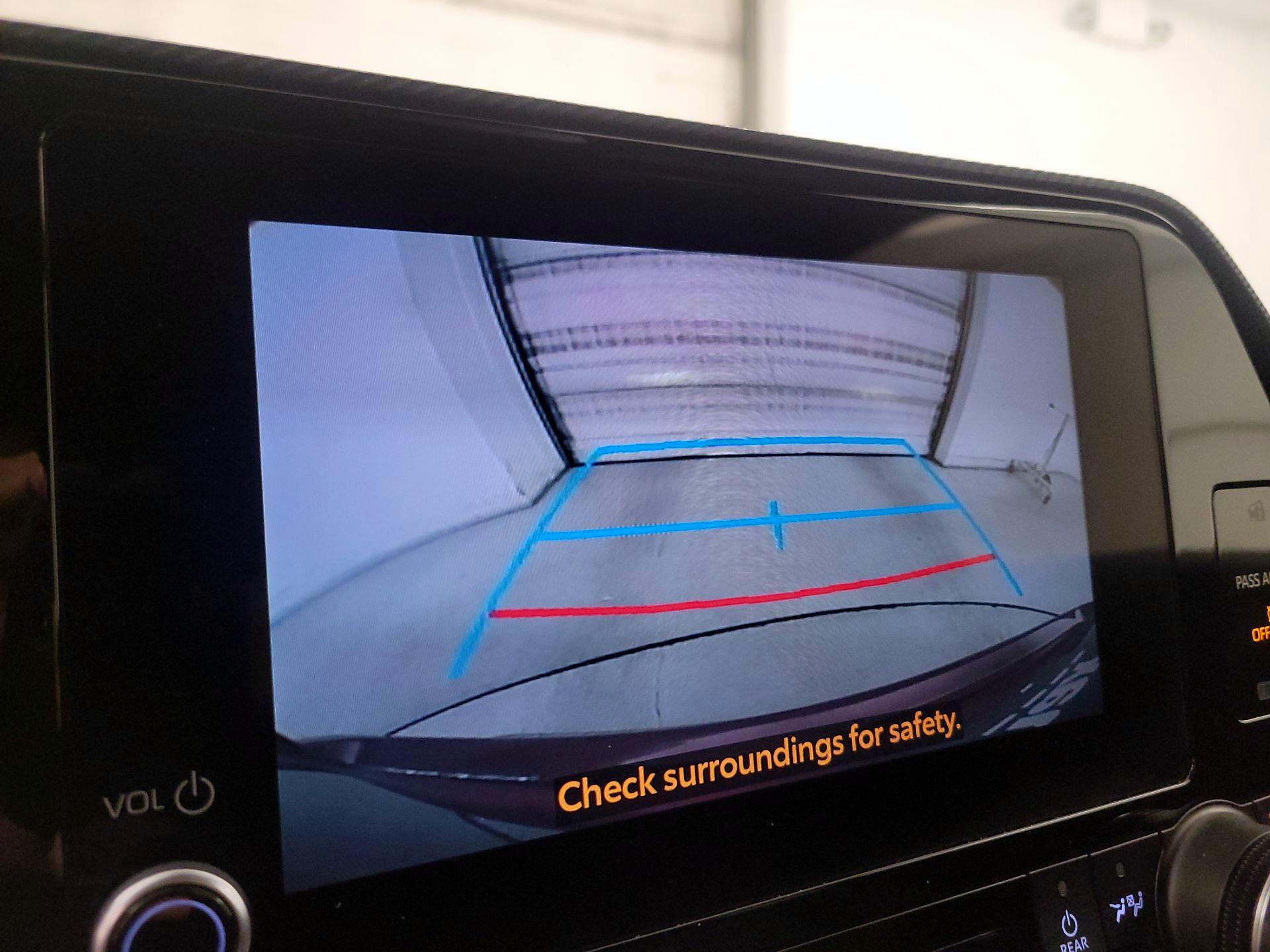 Thumbnail: 2023 Toyota Highlander - 14