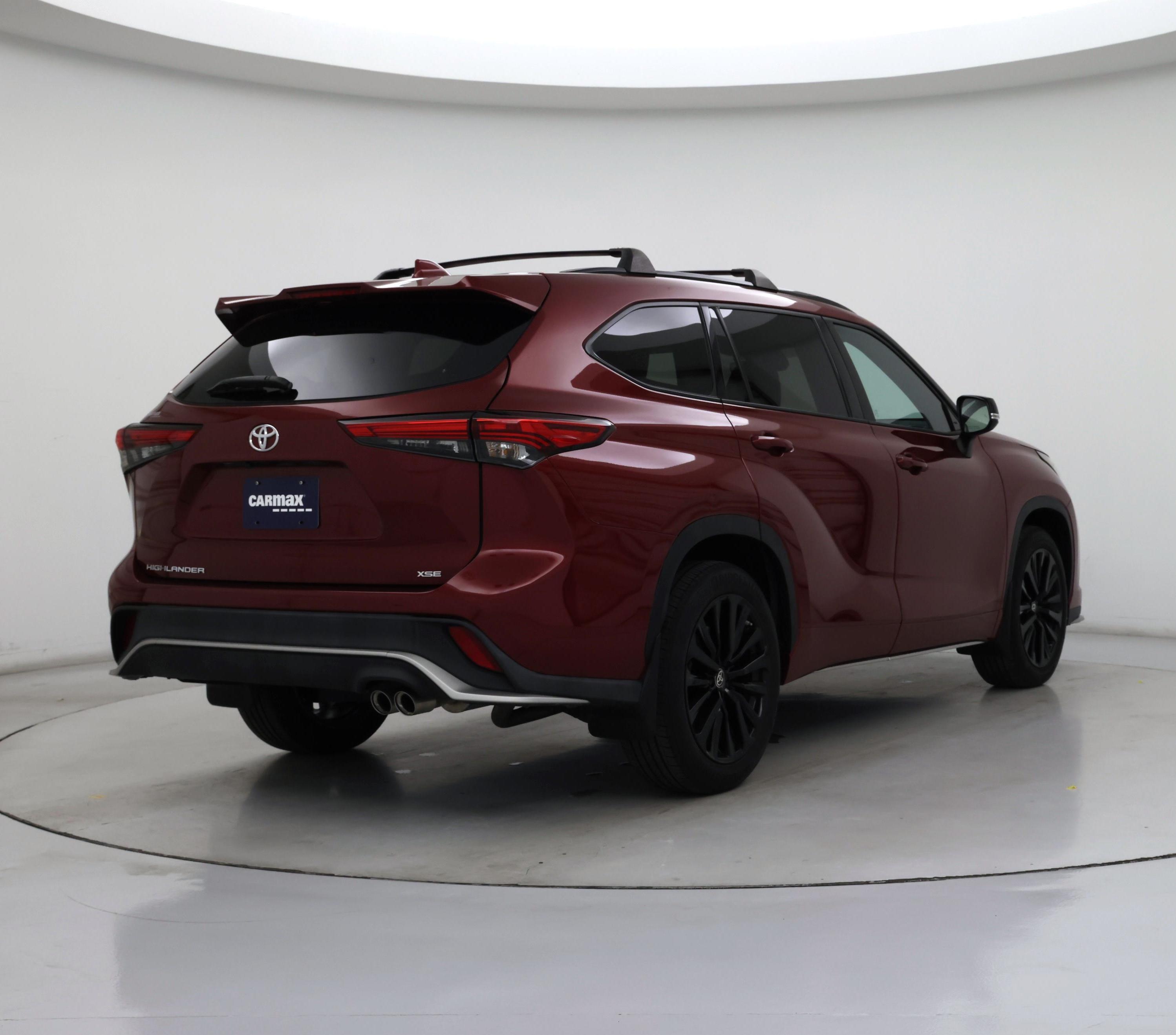 Thumbnail: 2023 Toyota Highlander - 8