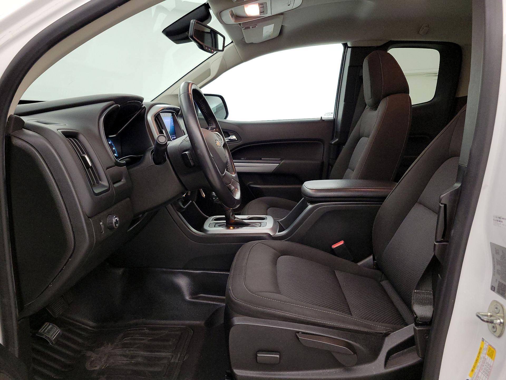 Thumbnail: 2021 Chevrolet Colorado - 11