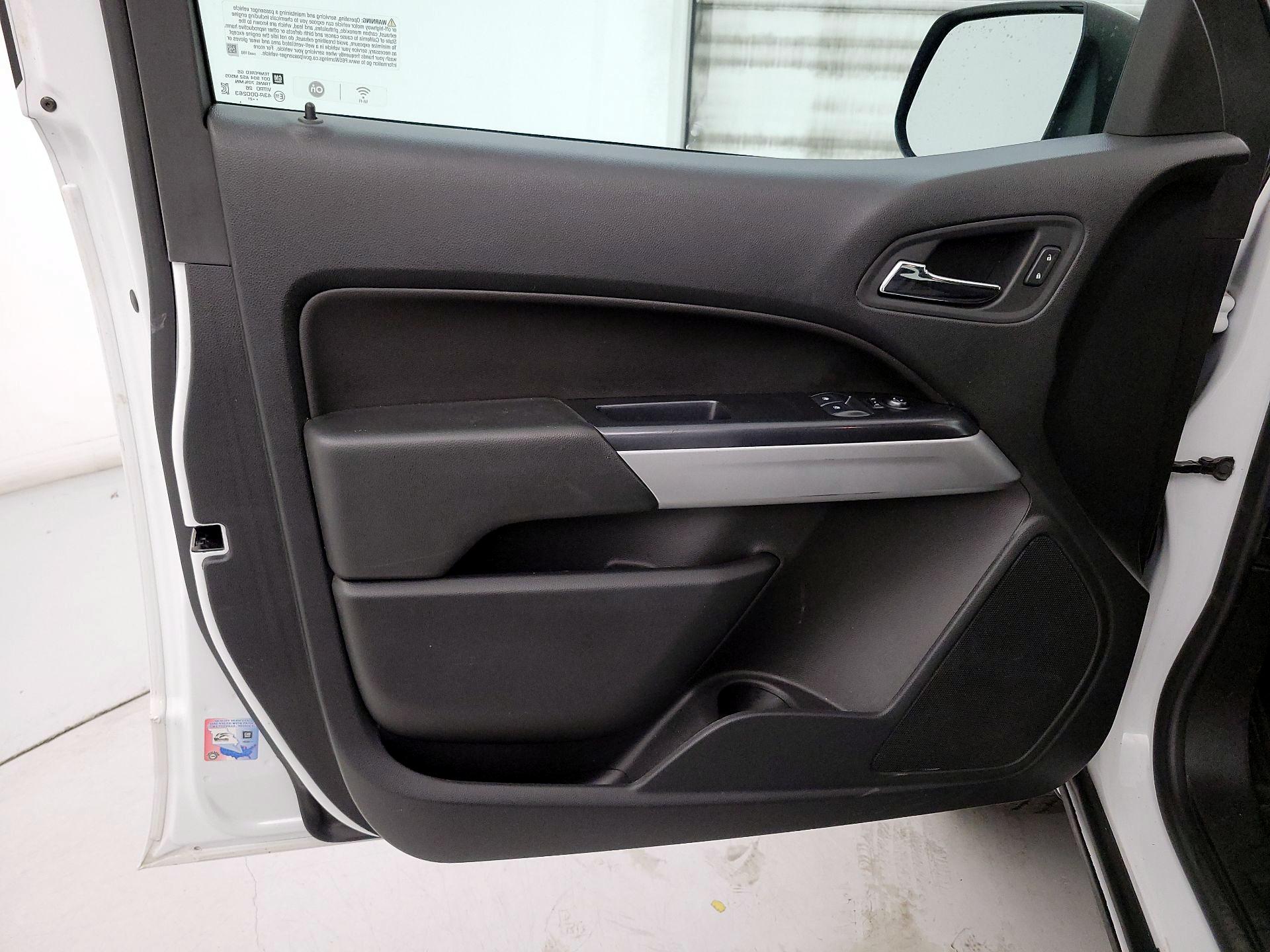 Thumbnail: 2021 Chevrolet Colorado - 12