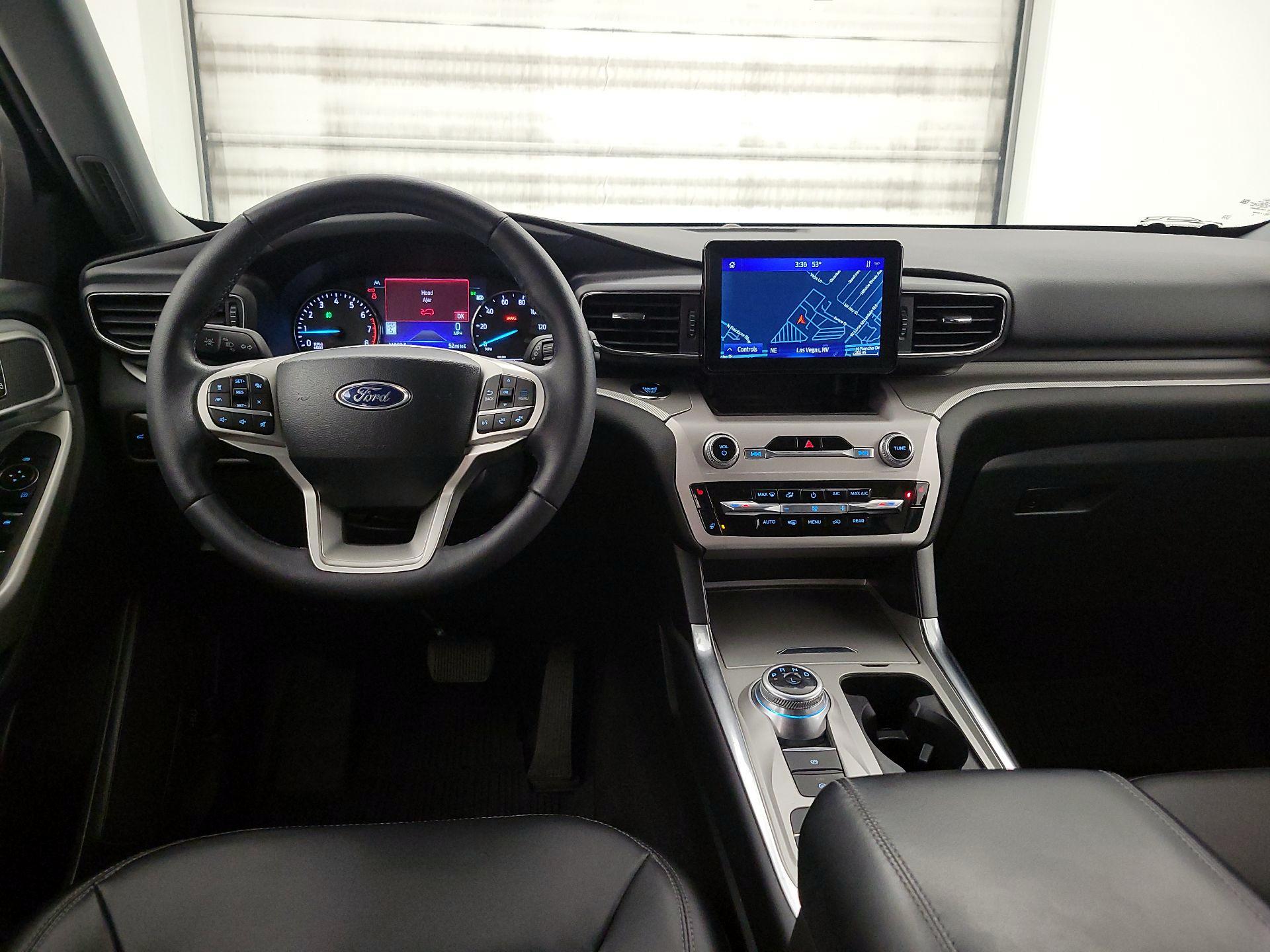 Thumbnail: 2023 Ford Explorer - 9