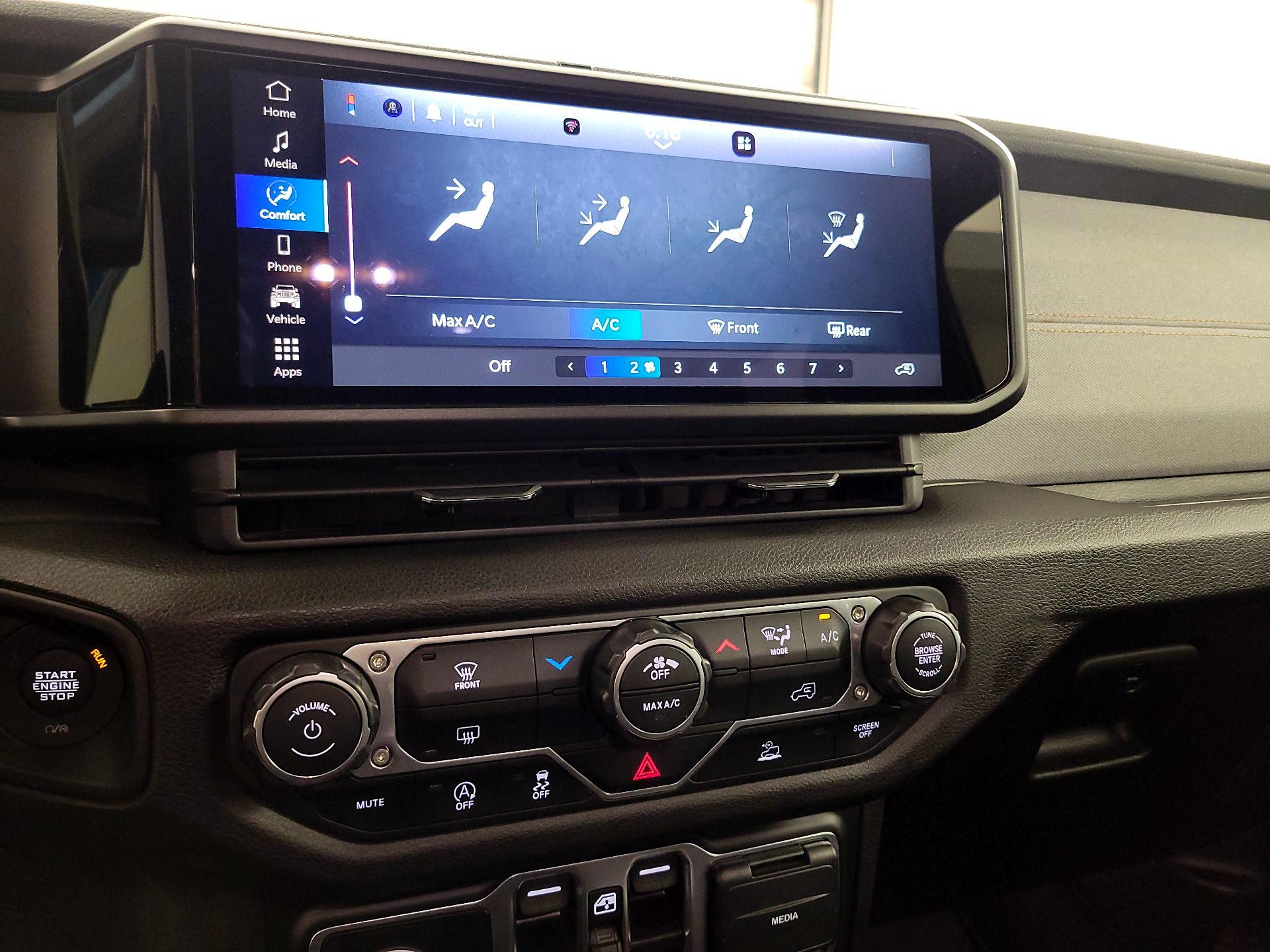 Thumbnail: 2024 Jeep Wrangler - 16