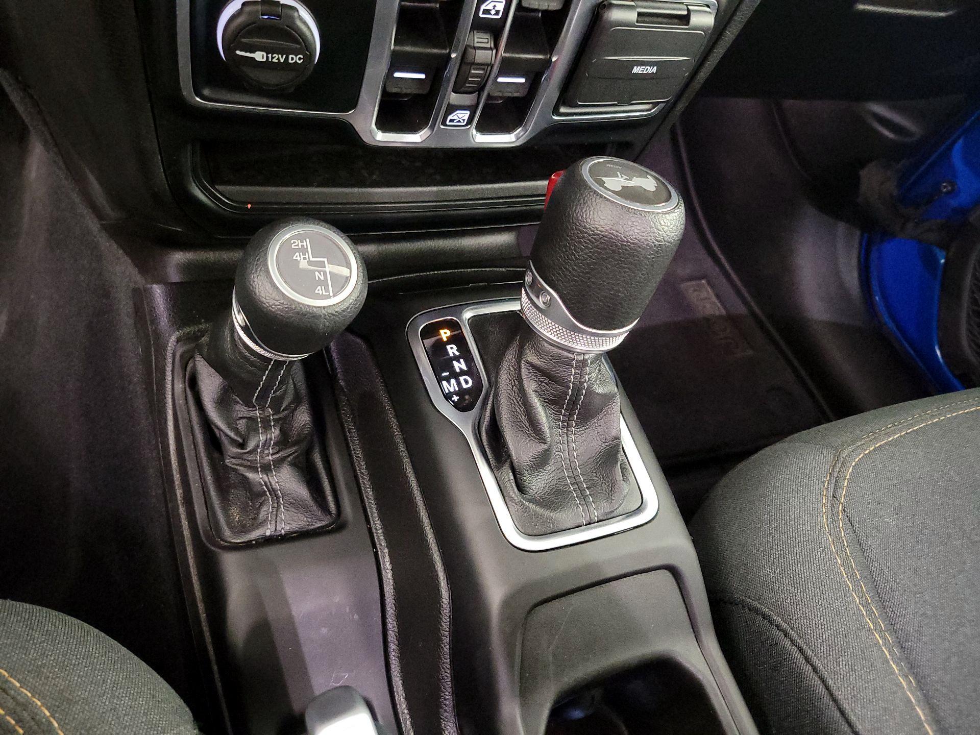 Thumbnail: 2024 Jeep Wrangler - 17