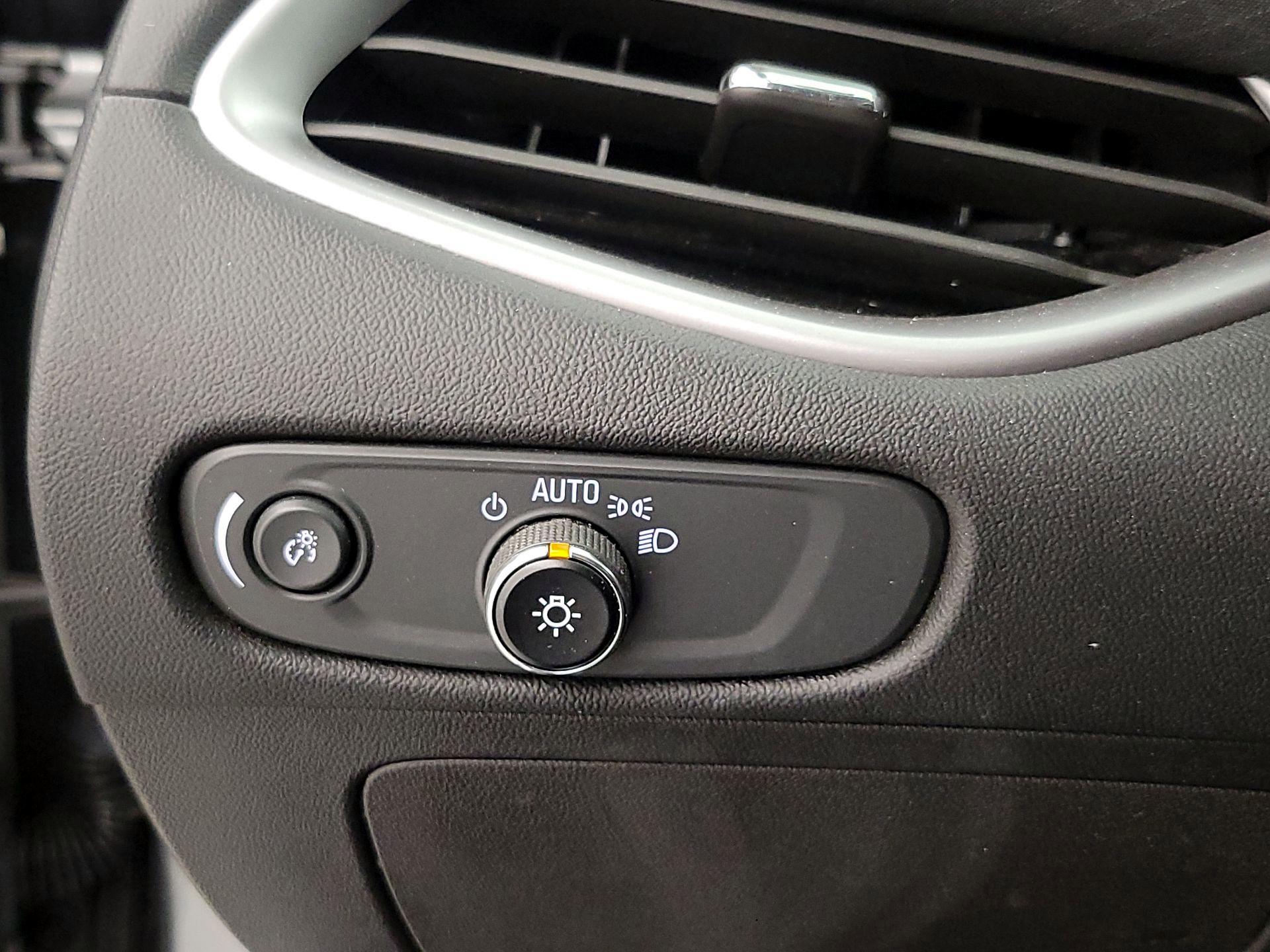 Thumbnail: 2023 Chevrolet Malibu - 13