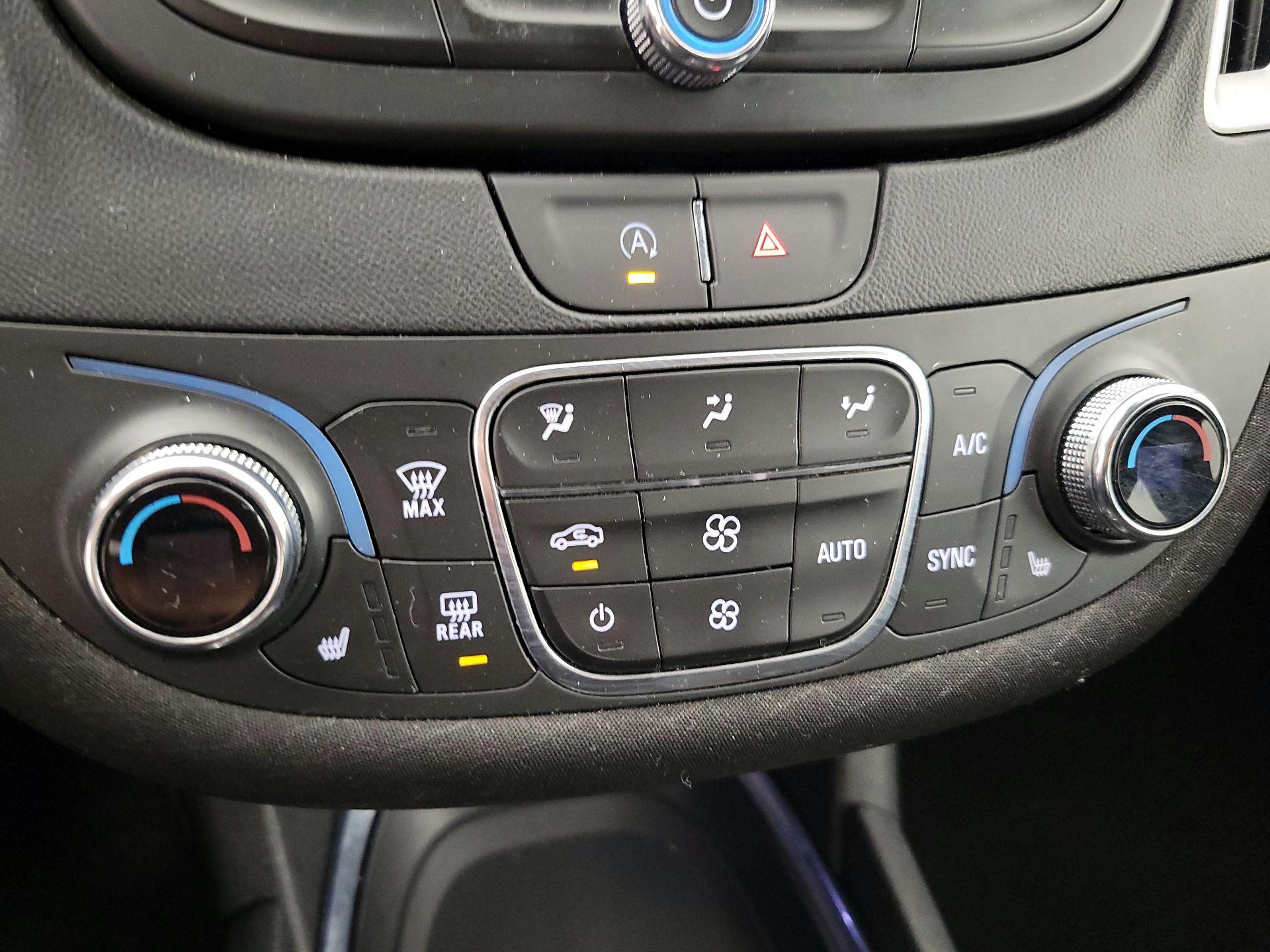 Thumbnail: 2023 Chevrolet Malibu - 16