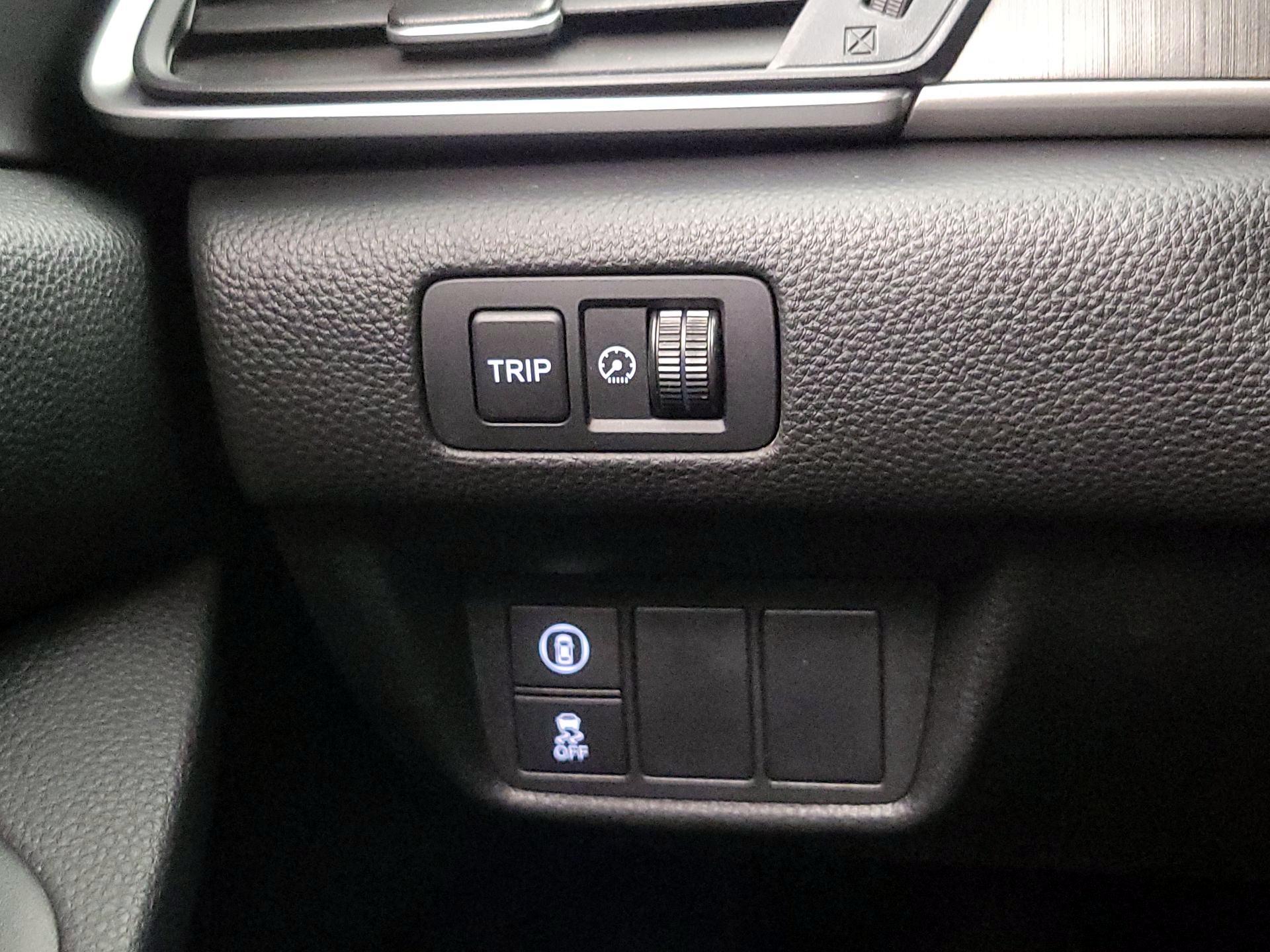 Thumbnail: 2021 Honda Accord - 13