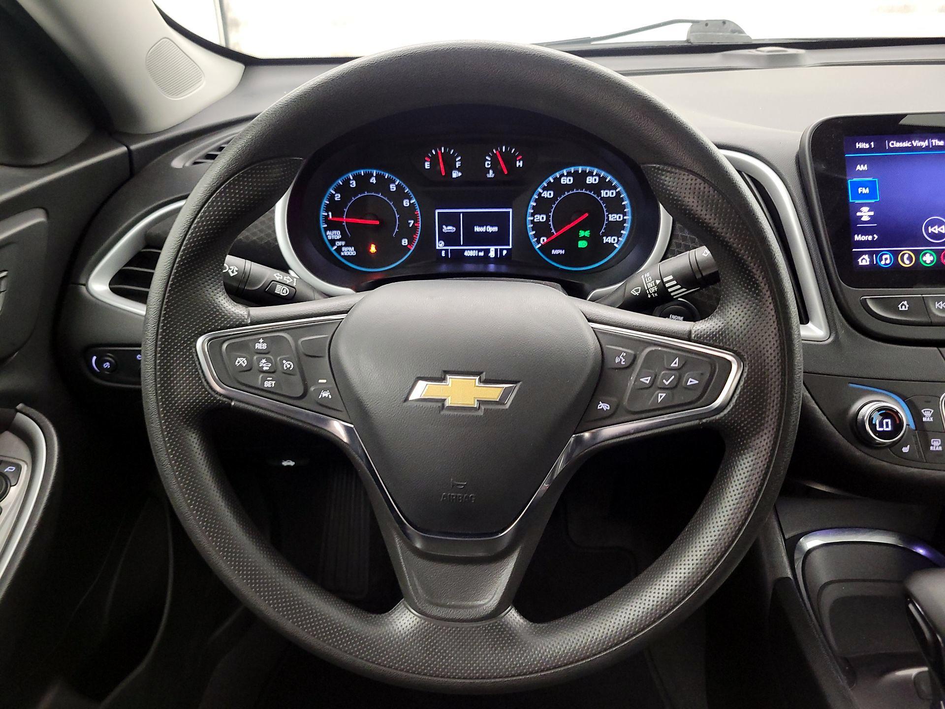 Thumbnail: 2023 Chevrolet Malibu - 10