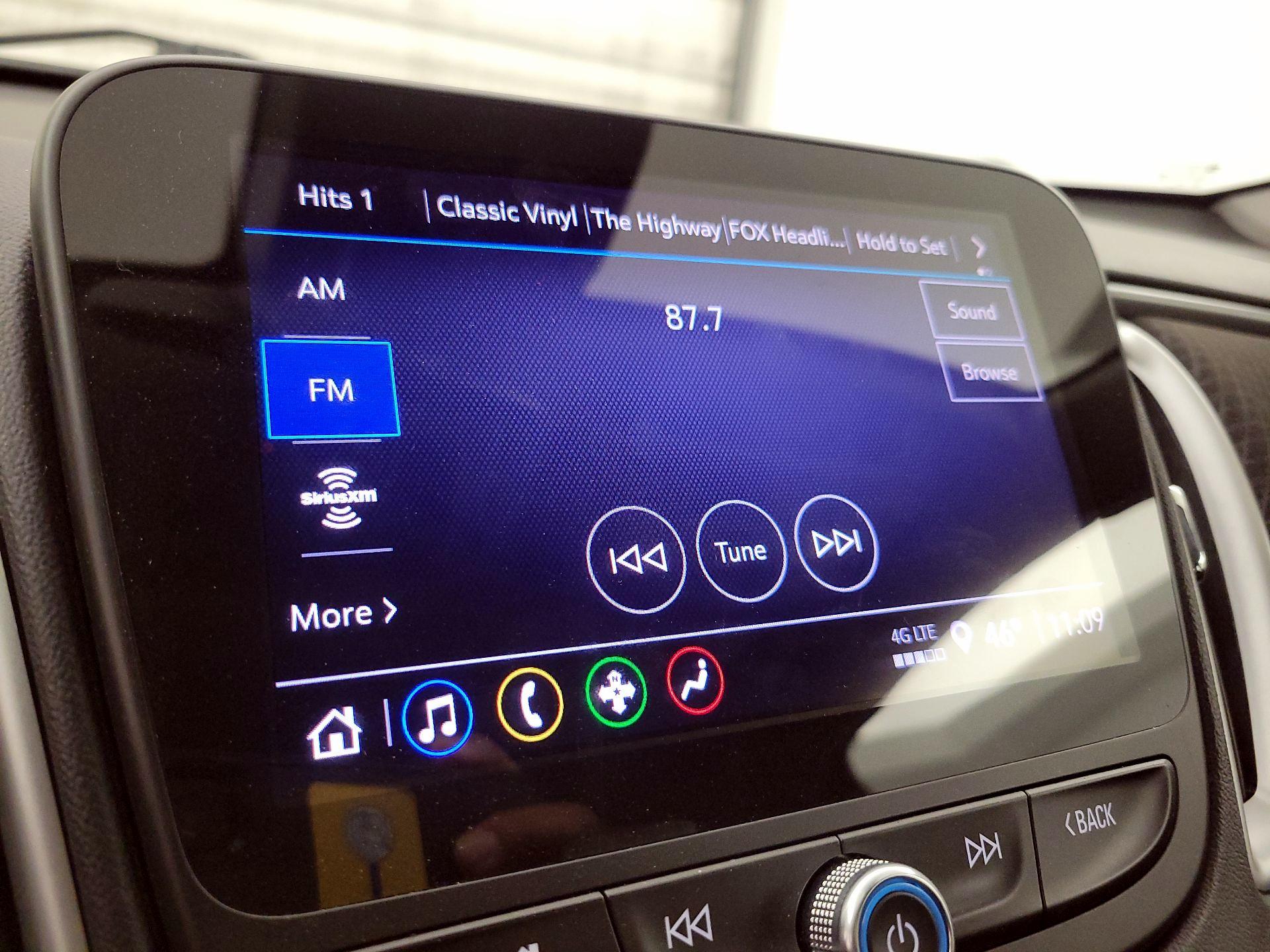 Thumbnail: 2023 Chevrolet Malibu - 15