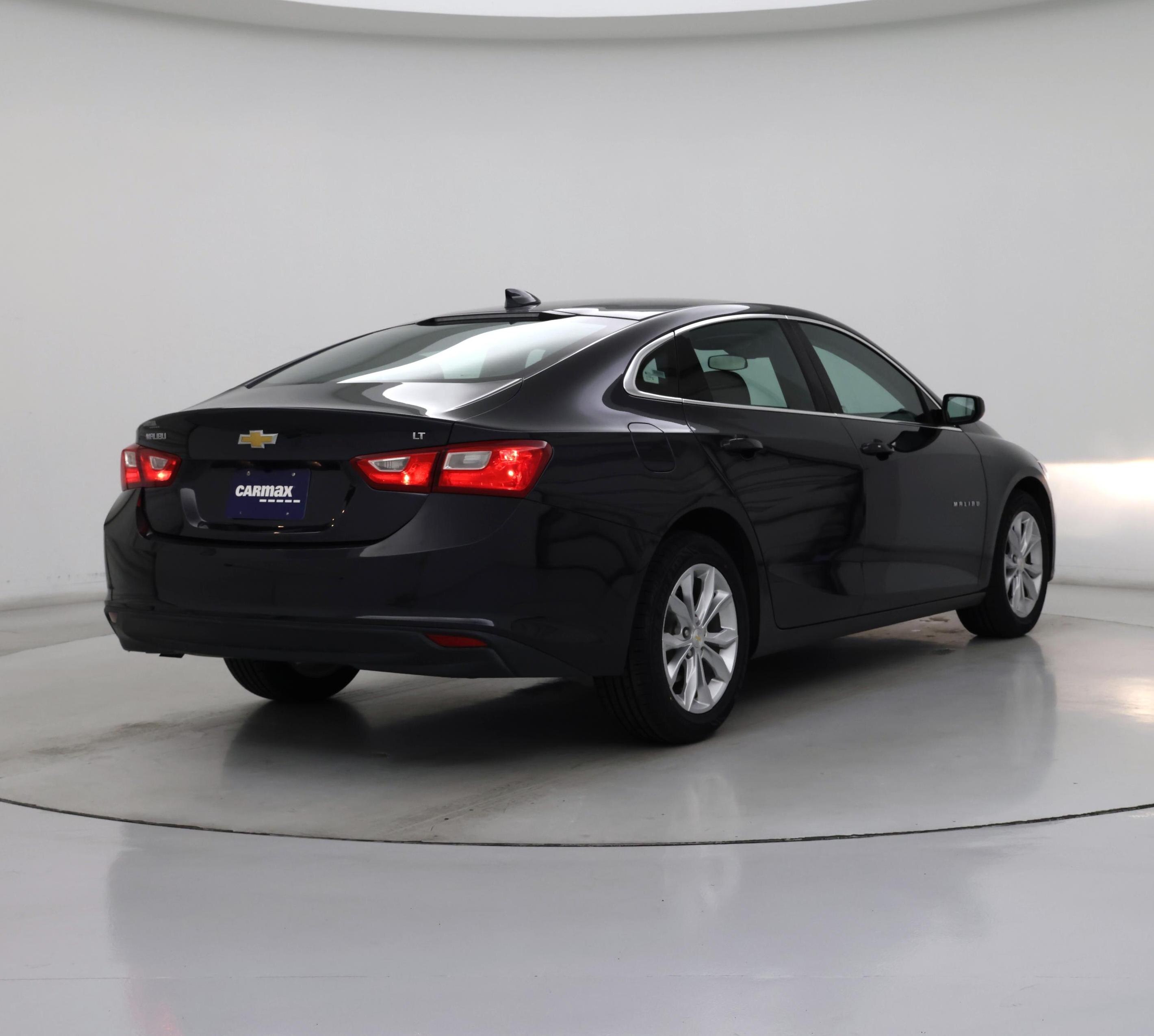 Thumbnail: 2023 Chevrolet Malibu - 8