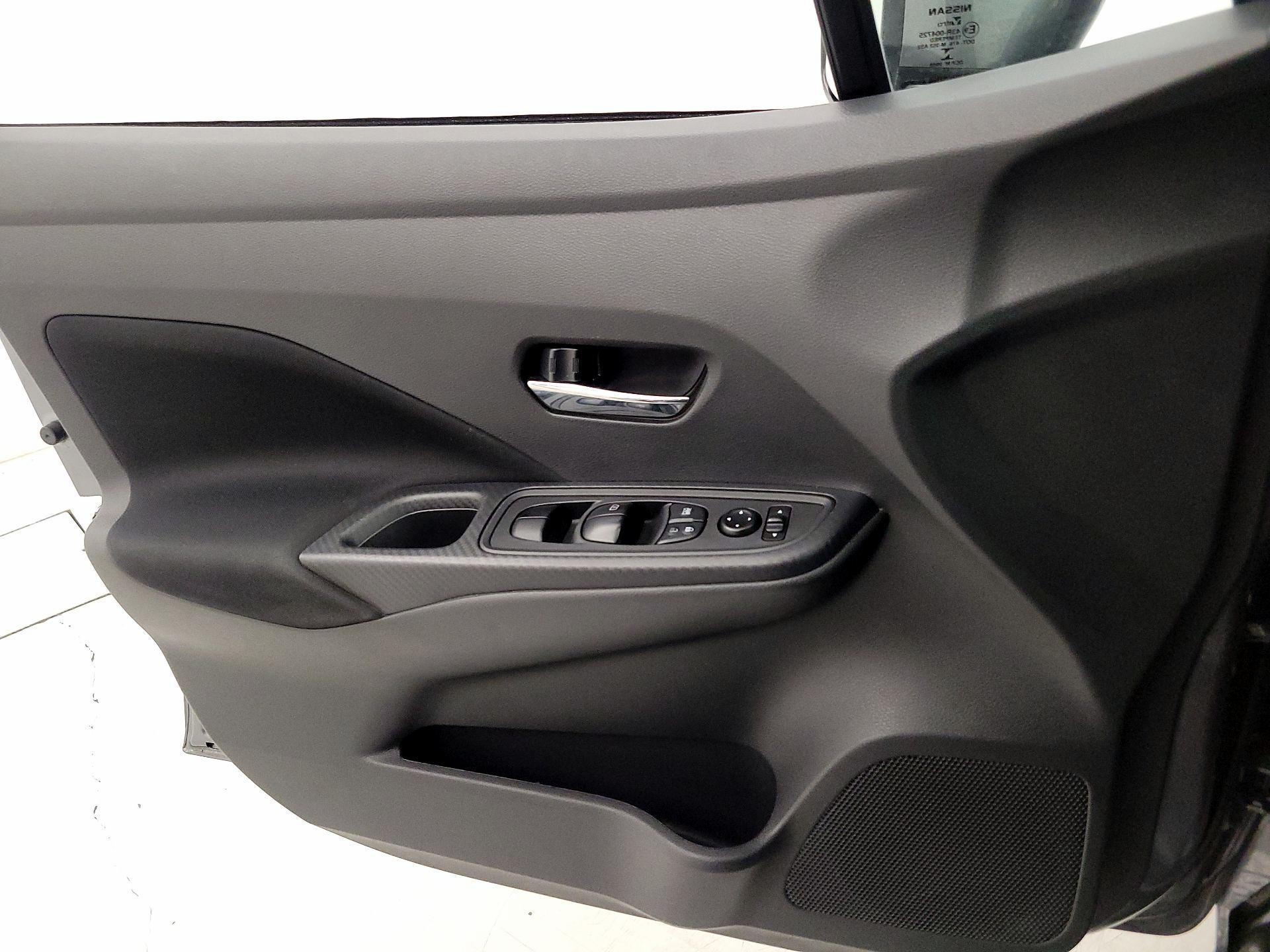 Thumbnail: 2021 Nissan Versa - 12