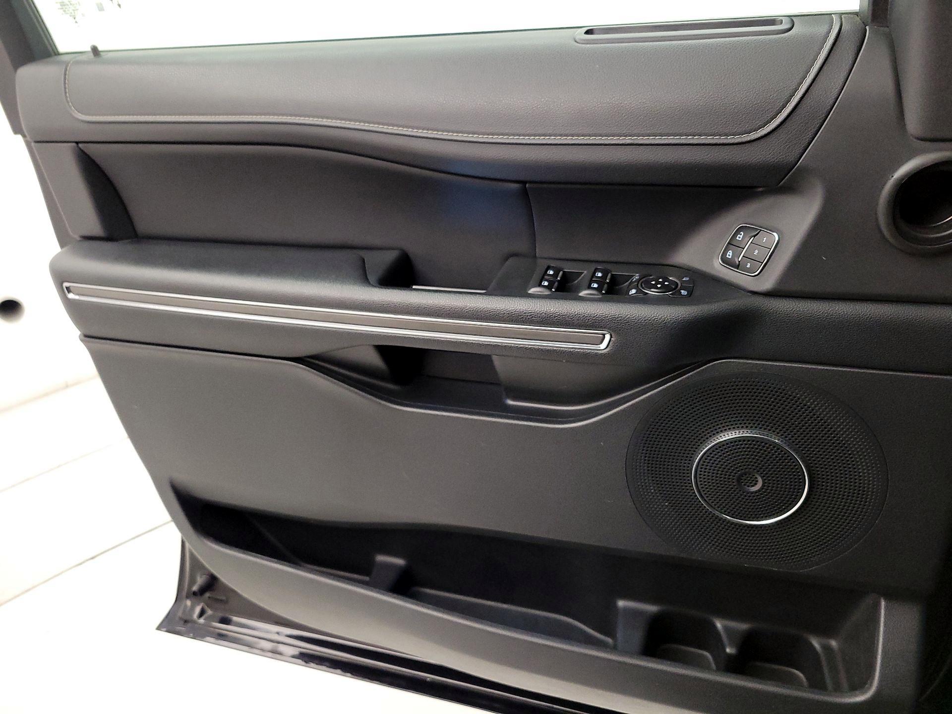 Thumbnail: 2023 Ford Expedition MAX - 12