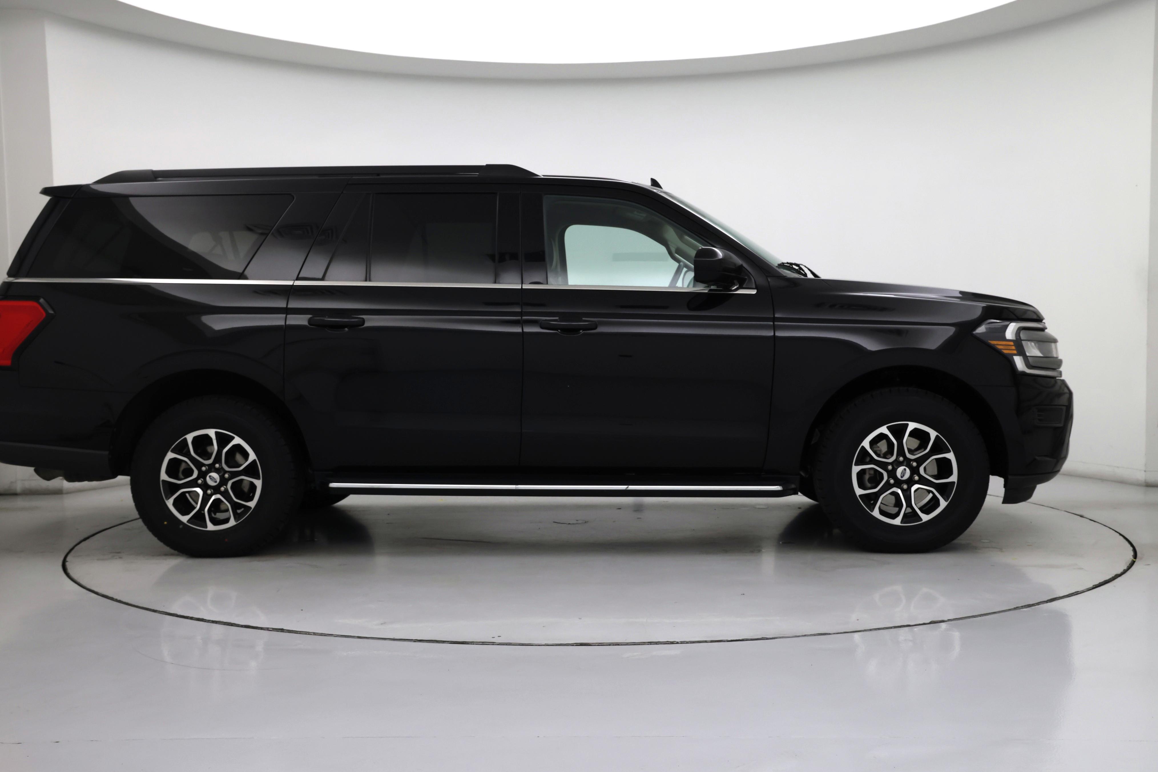 Thumbnail: 2023 Ford Expedition MAX - 7