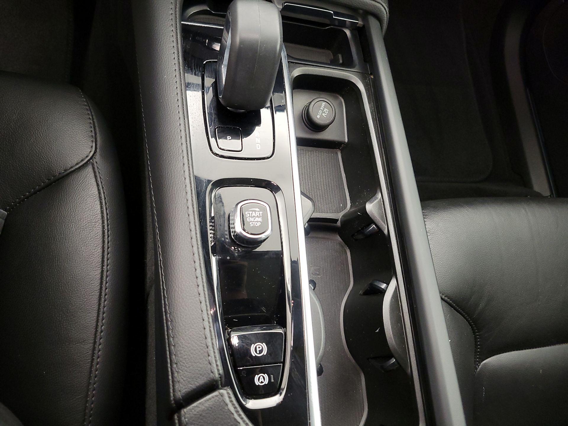 Thumbnail: 2023 Volvo XC90 - 17