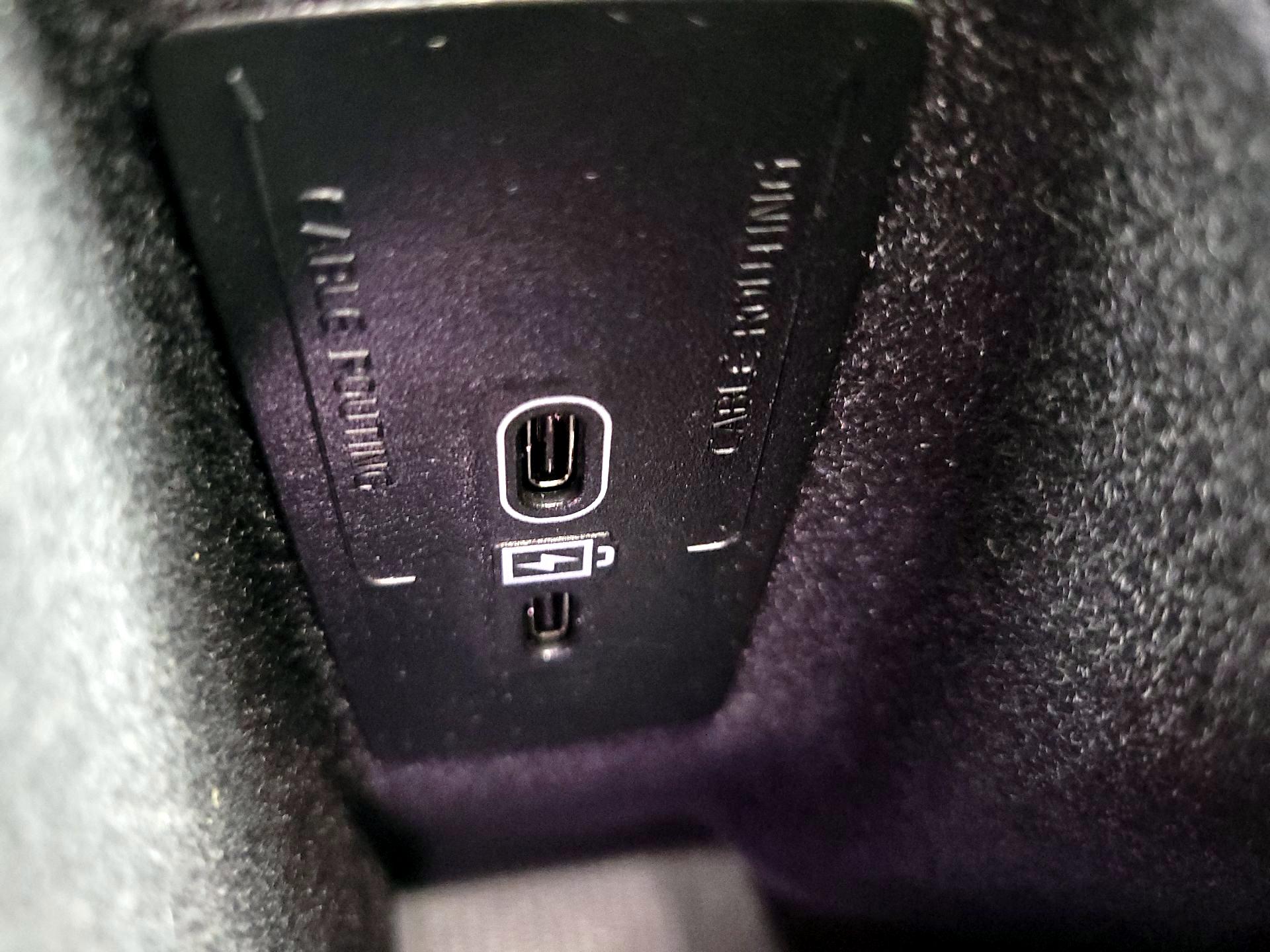 Thumbnail: 2023 Volvo XC90 - 18