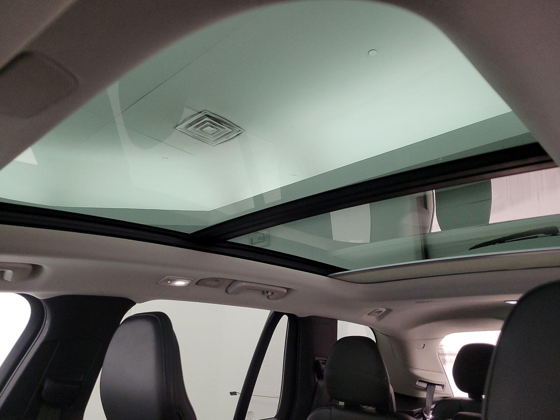 Thumbnail: 2023 Volvo XC90 - 19