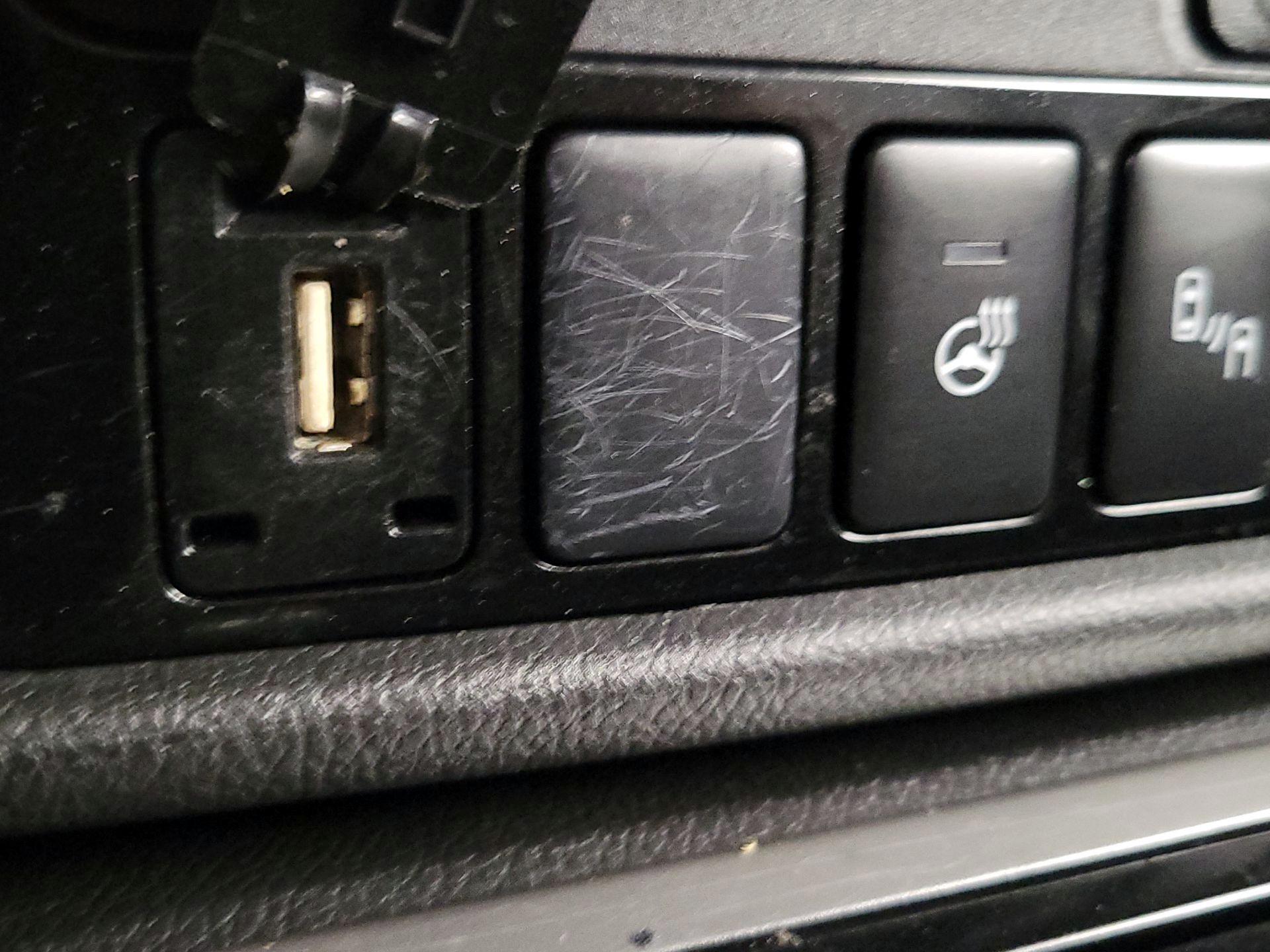 Thumbnail: 2020 Mitsubishi Outlander - 18