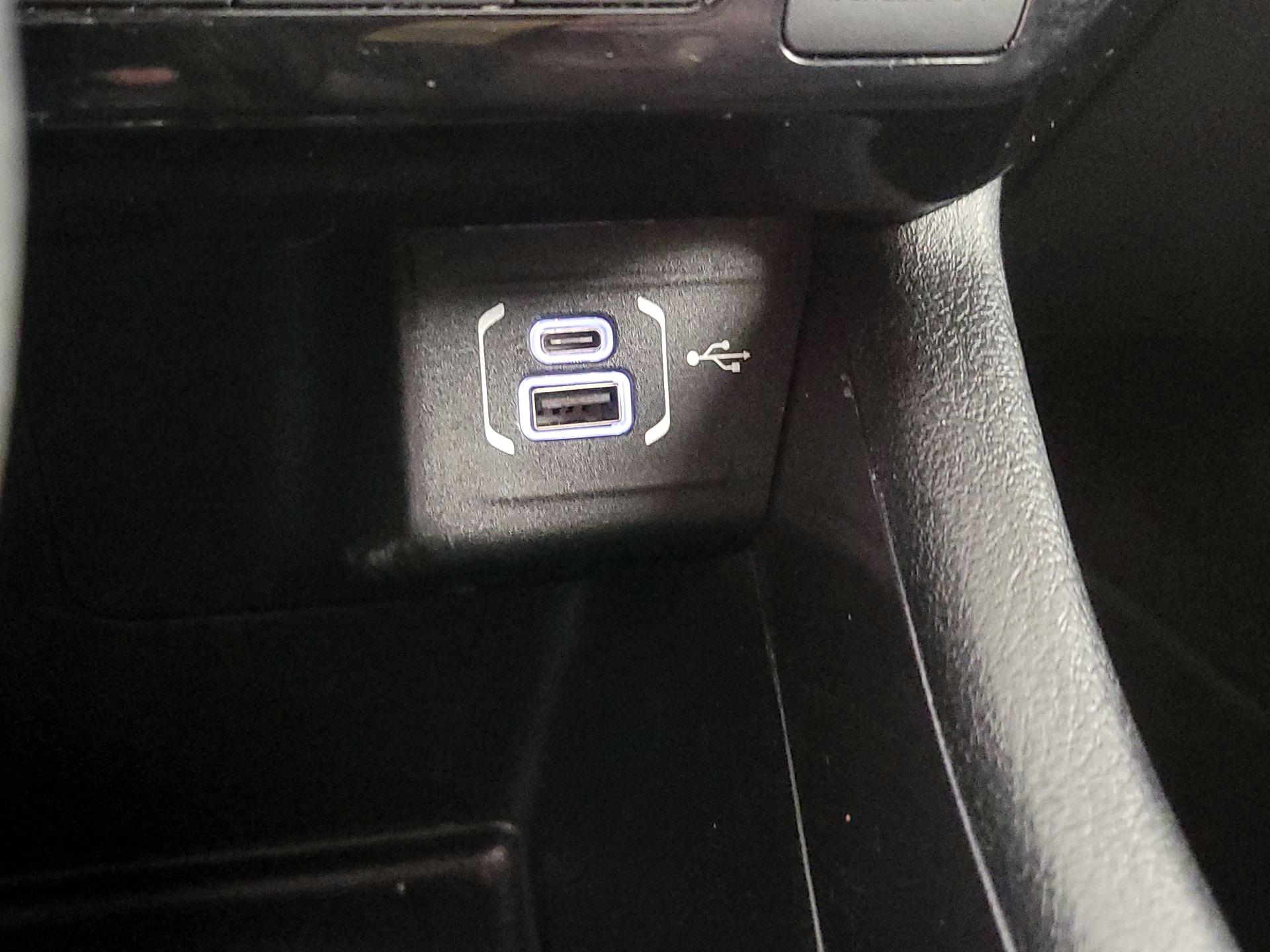 Thumbnail: 2022 Jeep Compass - 18