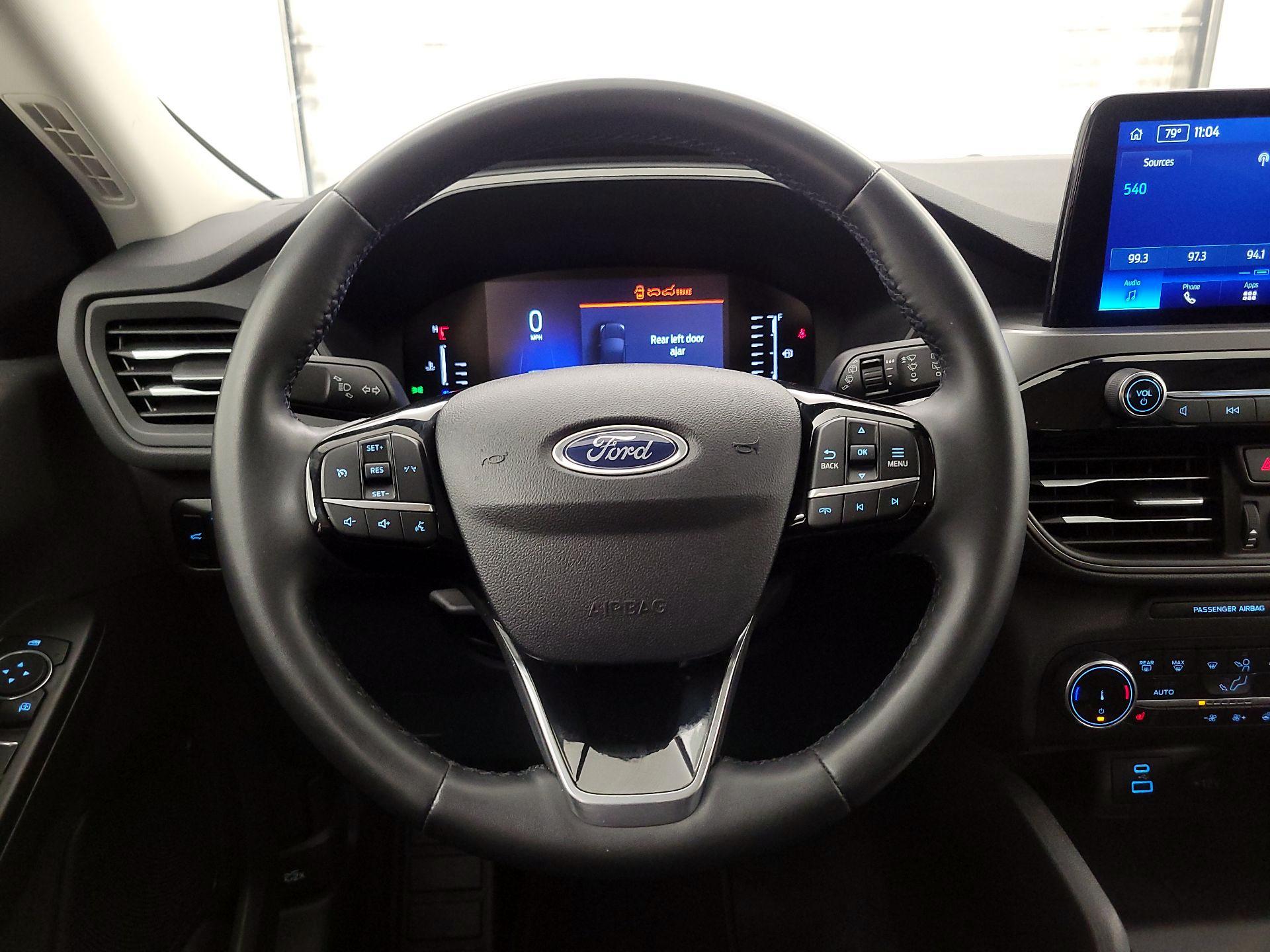 Thumbnail: 2023 Ford Escape - 10