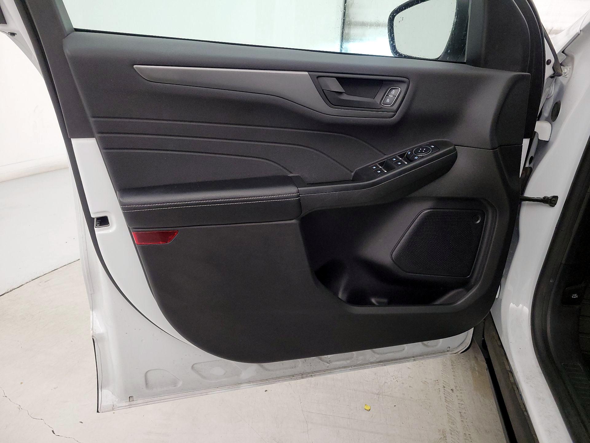 Thumbnail: 2023 Ford Escape - 12