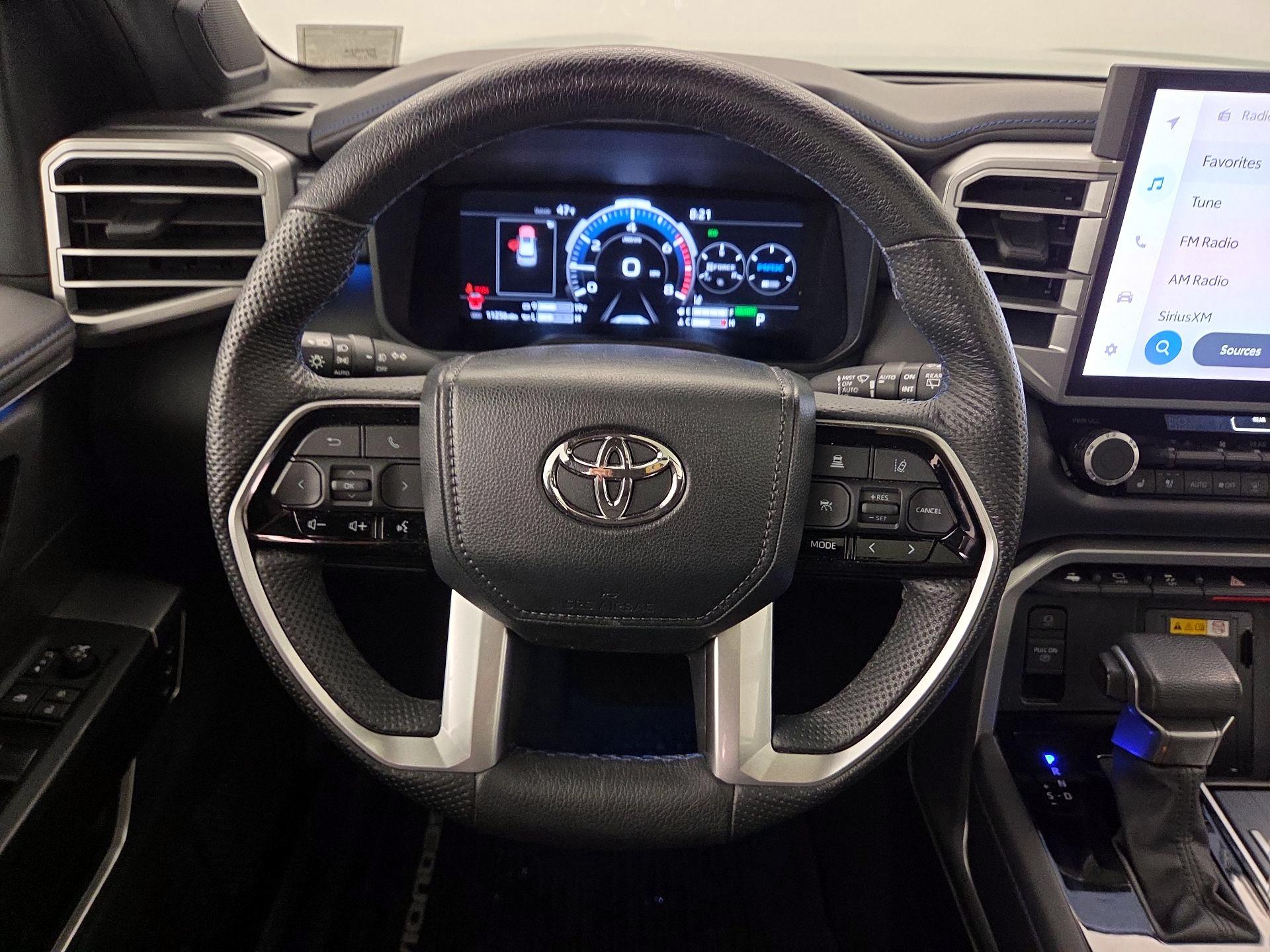 Thumbnail: 2024 Toyota Sequoia - 10