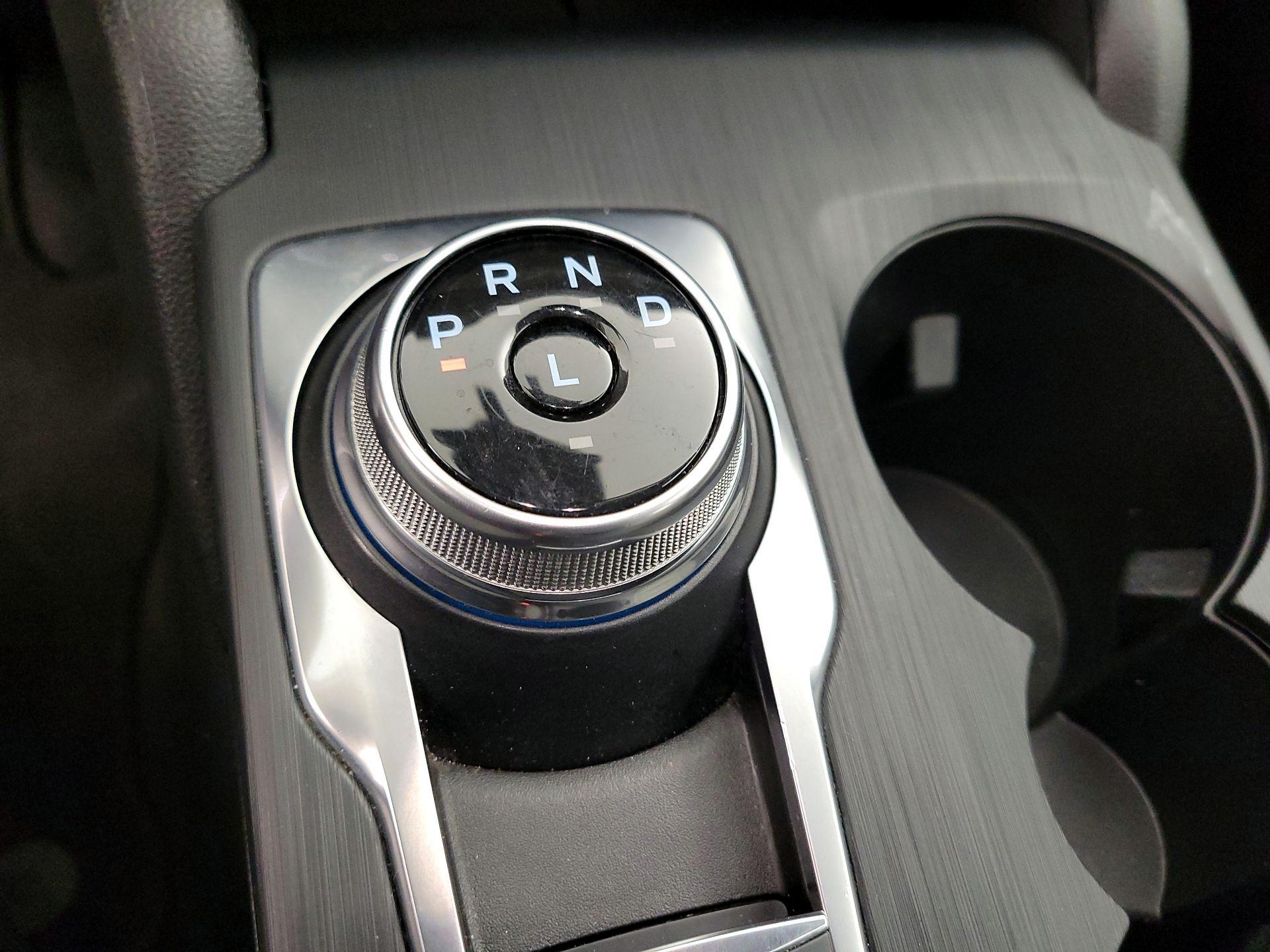 Thumbnail: 2022 Ford Escape - 17