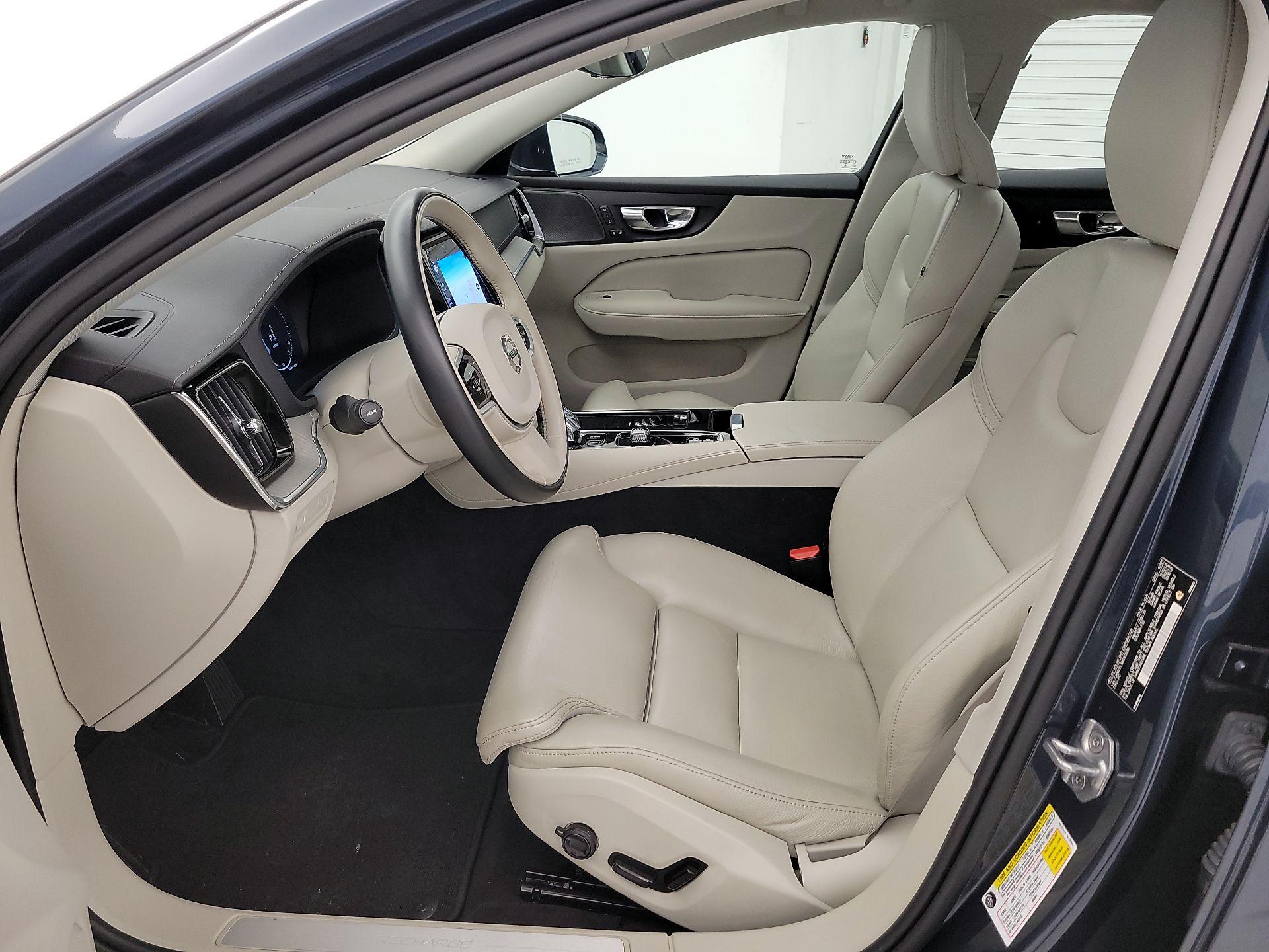 Thumbnail: 2022 Volvo S60 - 11