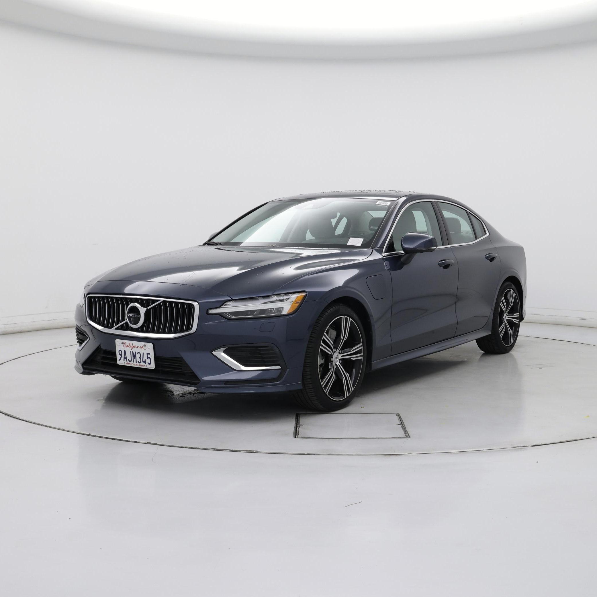 Thumbnail: 2022 Volvo S60 - 4