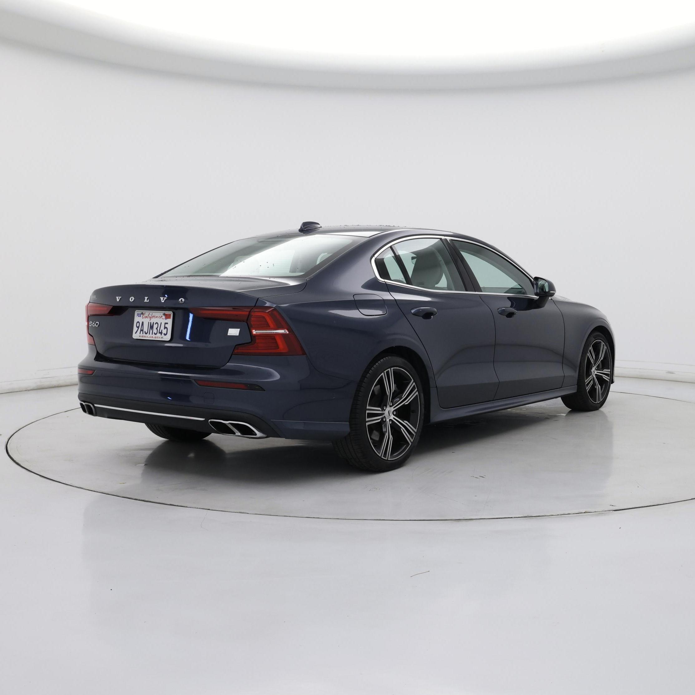 Thumbnail: 2022 Volvo S60 - 8