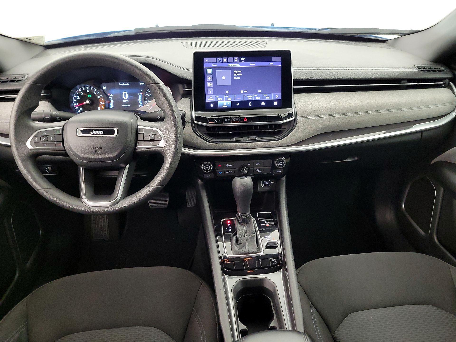 Thumbnail: 2023 Jeep Compass - 9