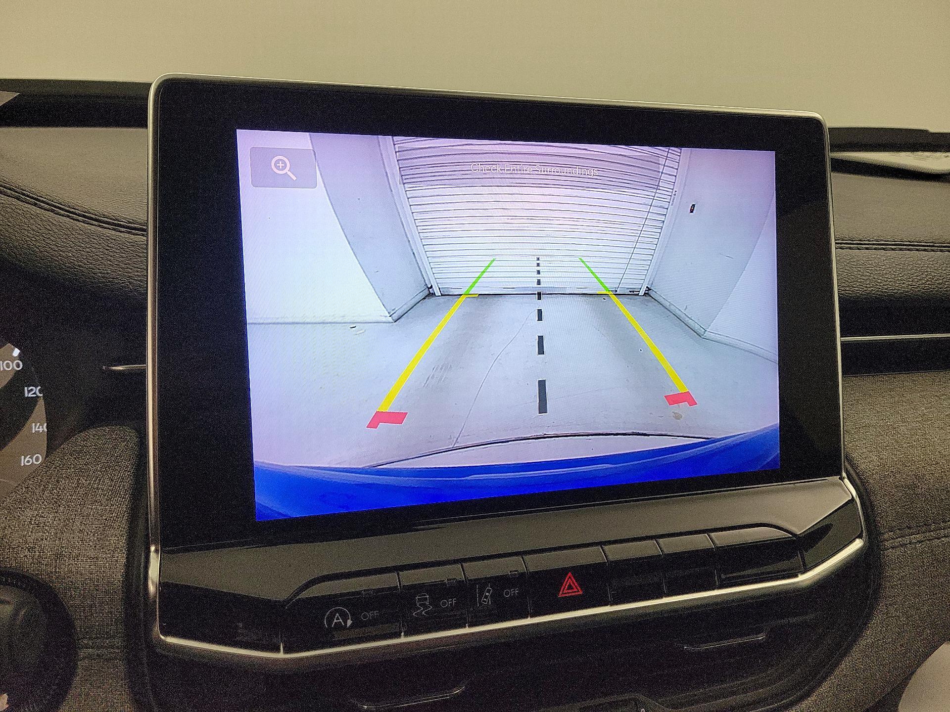 Thumbnail: 2023 Jeep Compass - 14