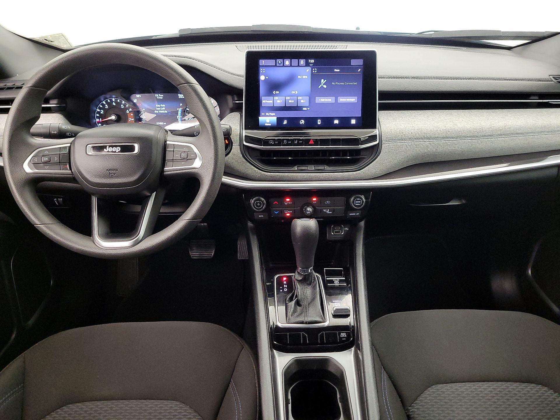 Thumbnail: 2023 Jeep Compass - 9