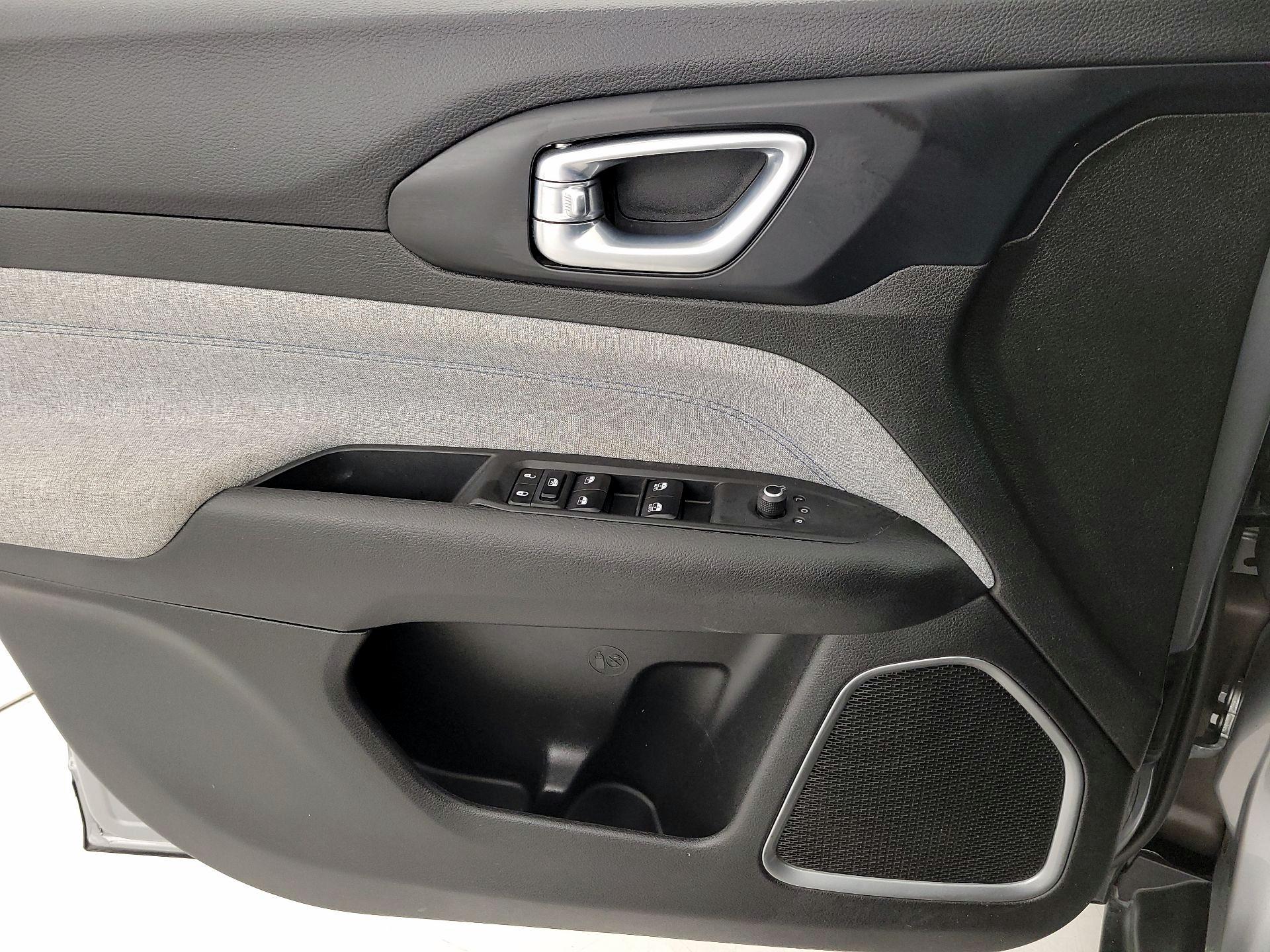 Thumbnail: 2023 Jeep Compass - 12