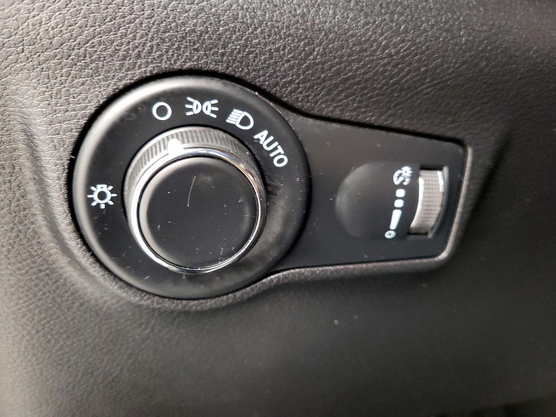 Thumbnail: 2023 Jeep Compass - 13