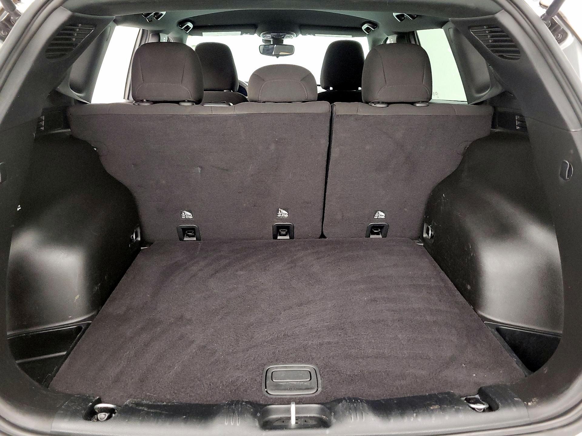 Thumbnail: 2023 Jeep Compass - 20