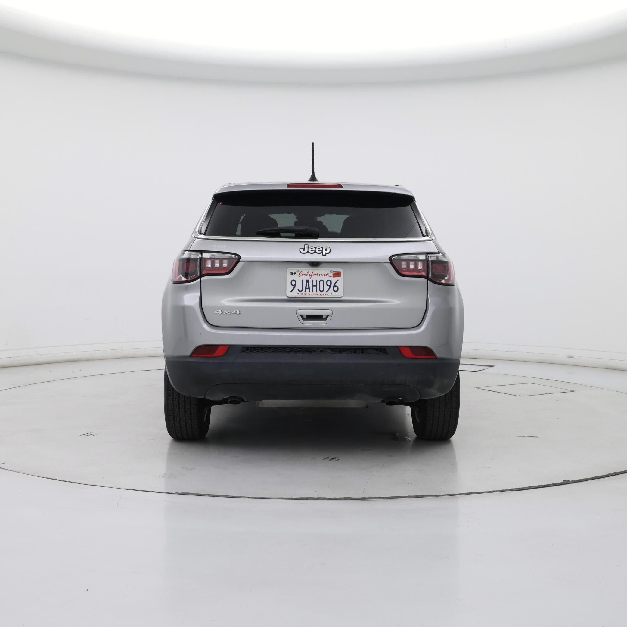 Thumbnail: 2023 Jeep Compass - 6