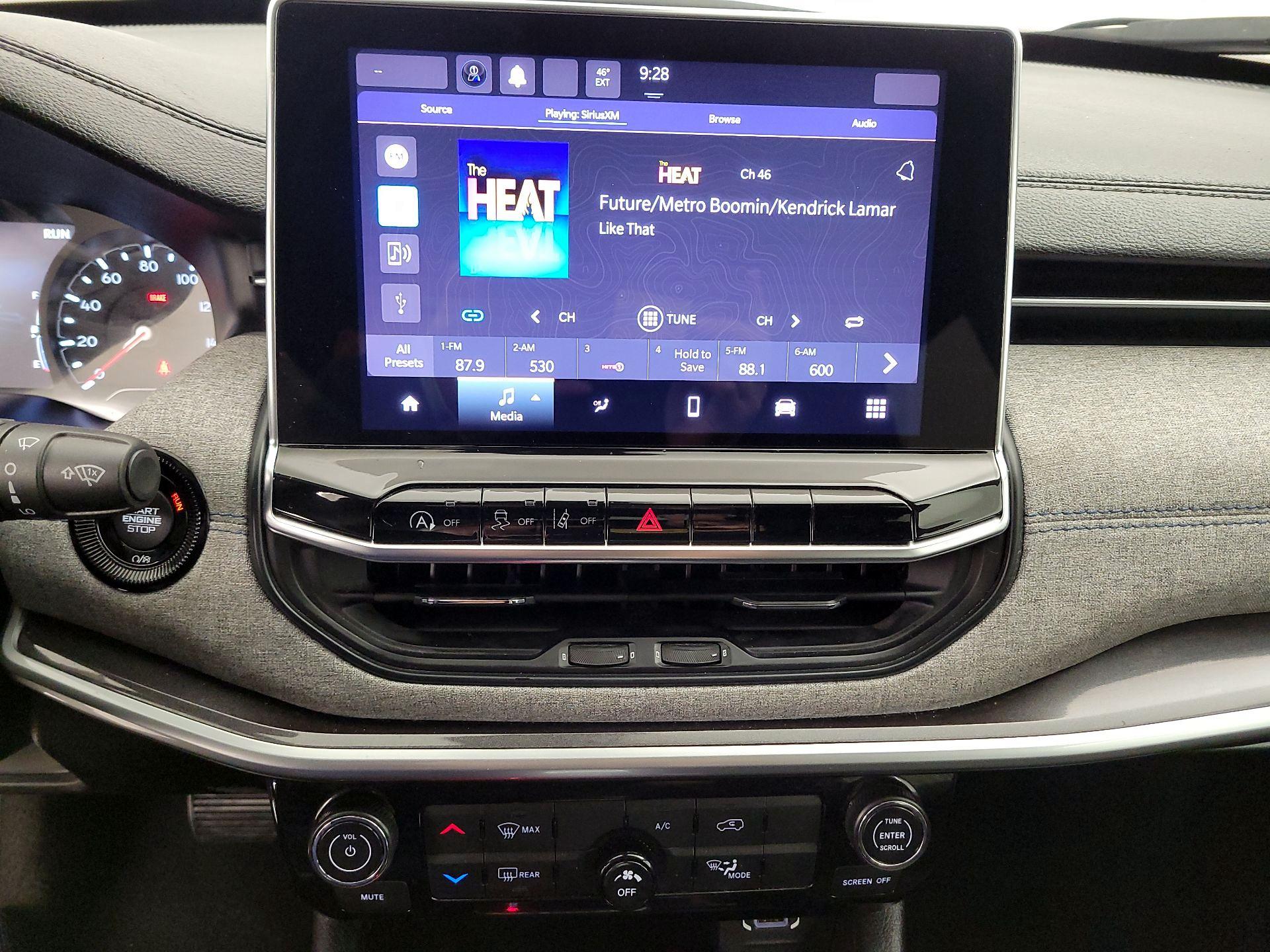 Thumbnail: 2023 Jeep Compass - 15