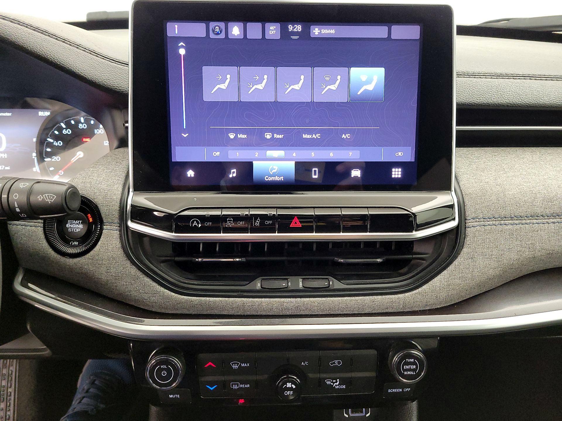 Thumbnail: 2023 Jeep Compass - 16