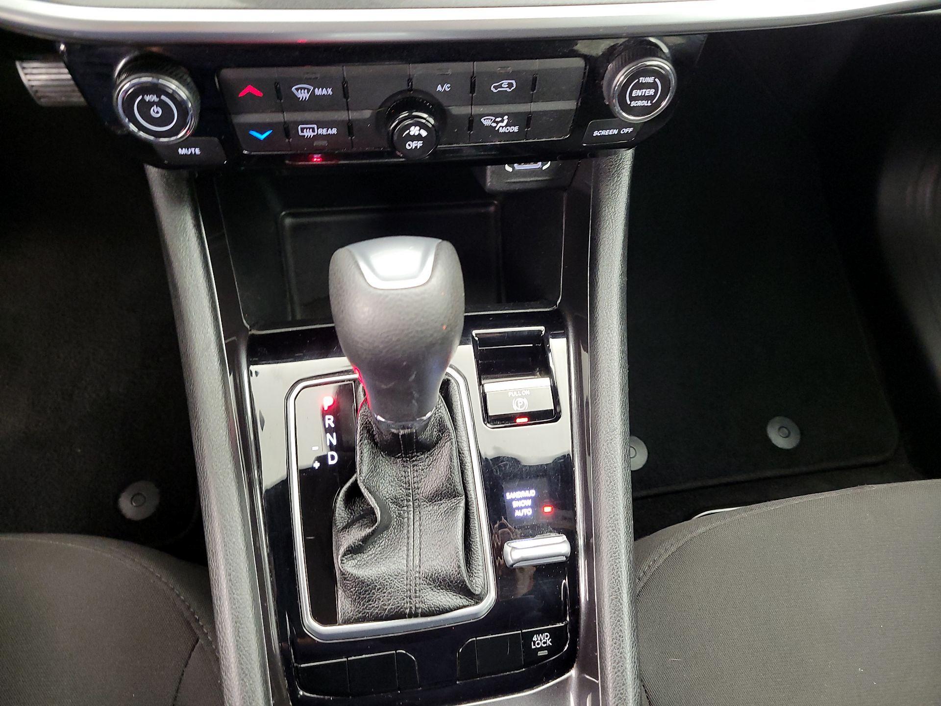 Thumbnail: 2023 Jeep Compass - 17