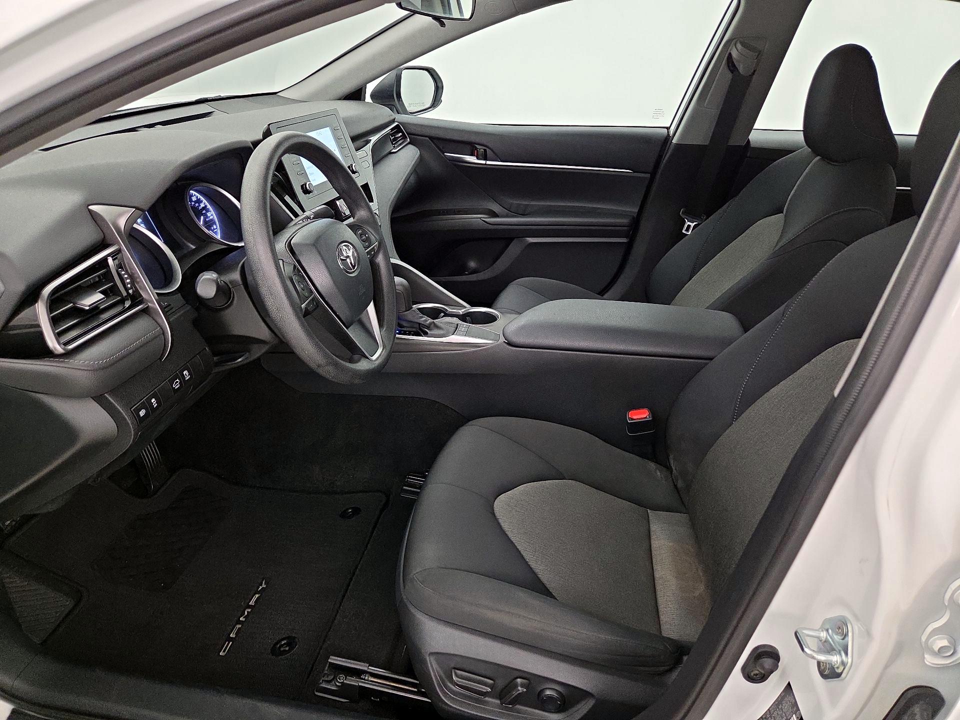 Thumbnail: 2022 Toyota Camry - 11