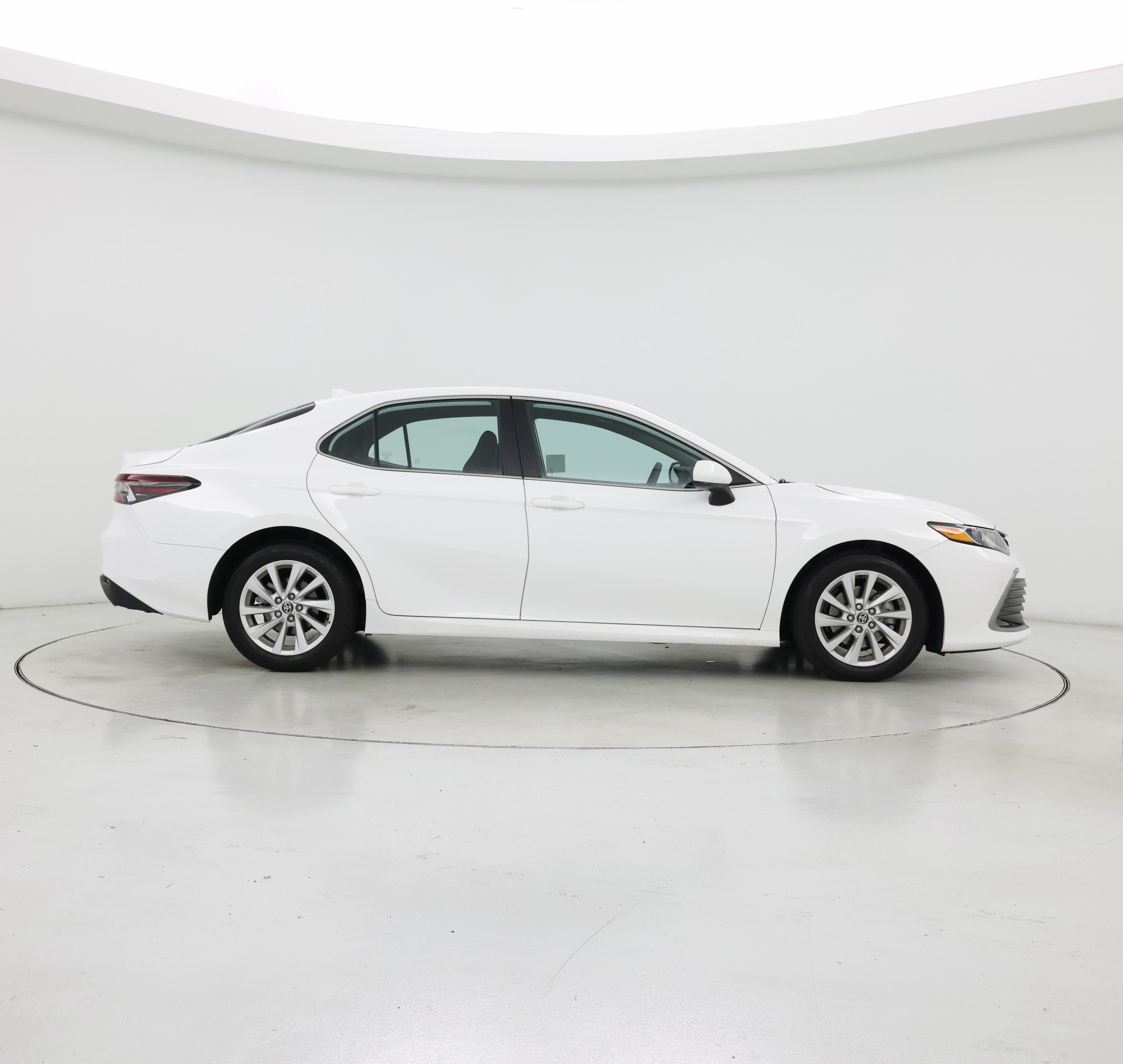 Thumbnail: 2022 Toyota Camry - 7