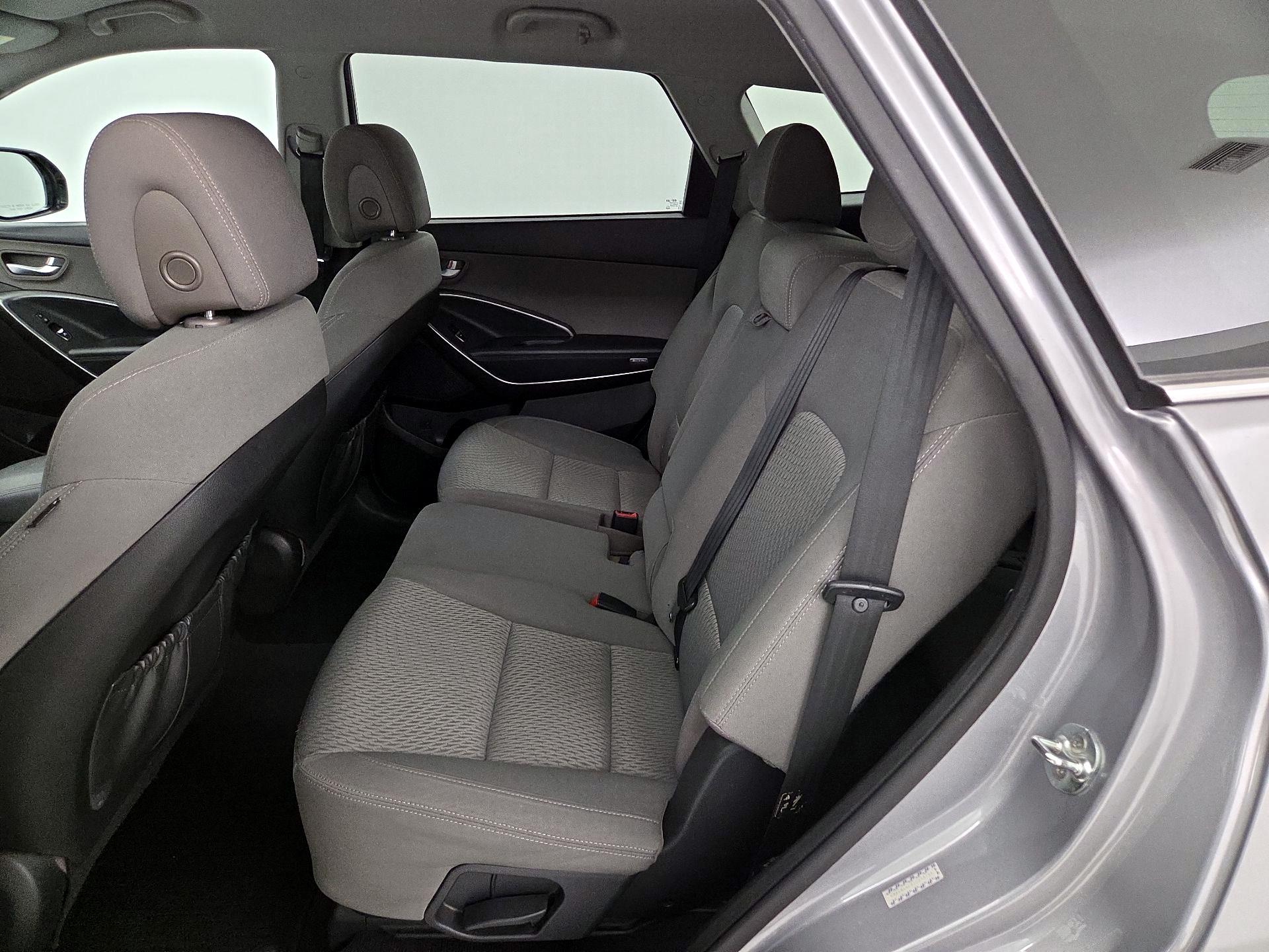 Thumbnail: 2018 Hyundai Santa Fe - 19