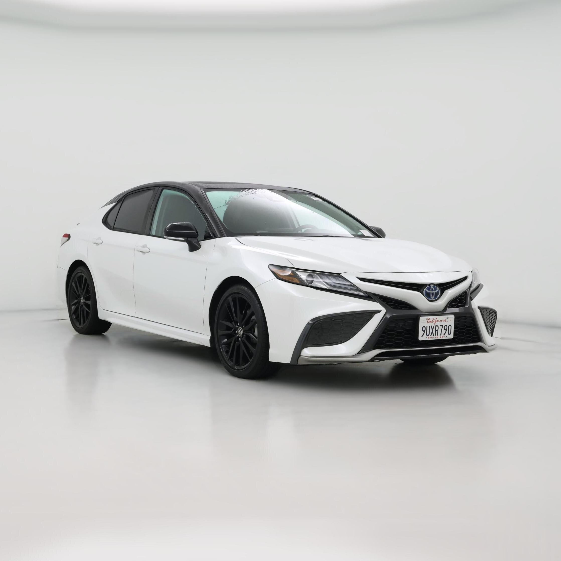 Thumbnail: 2022 Toyota Camry - 1