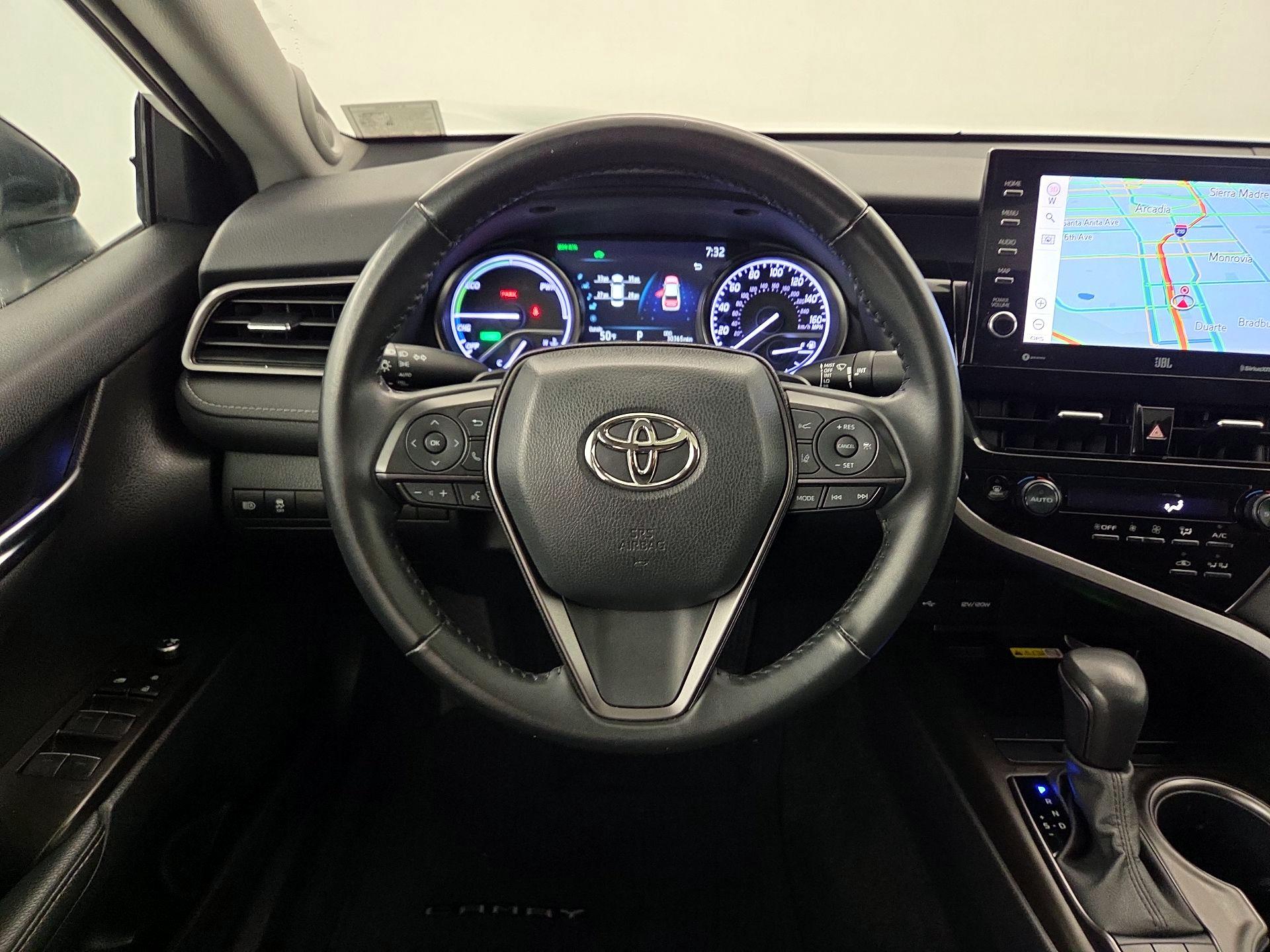 Thumbnail: 2022 Toyota Camry - 10