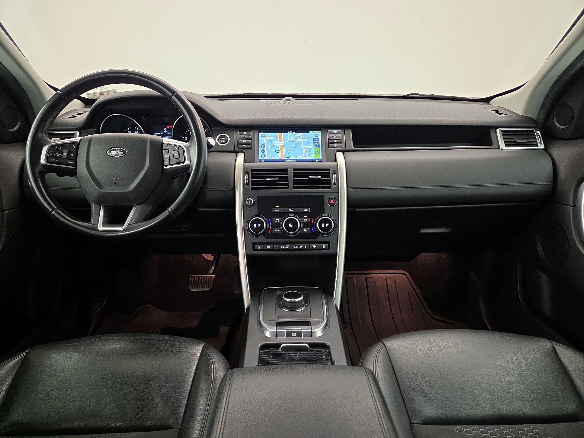 Thumbnail: 2018 Land Rover Discovery Sport - 9