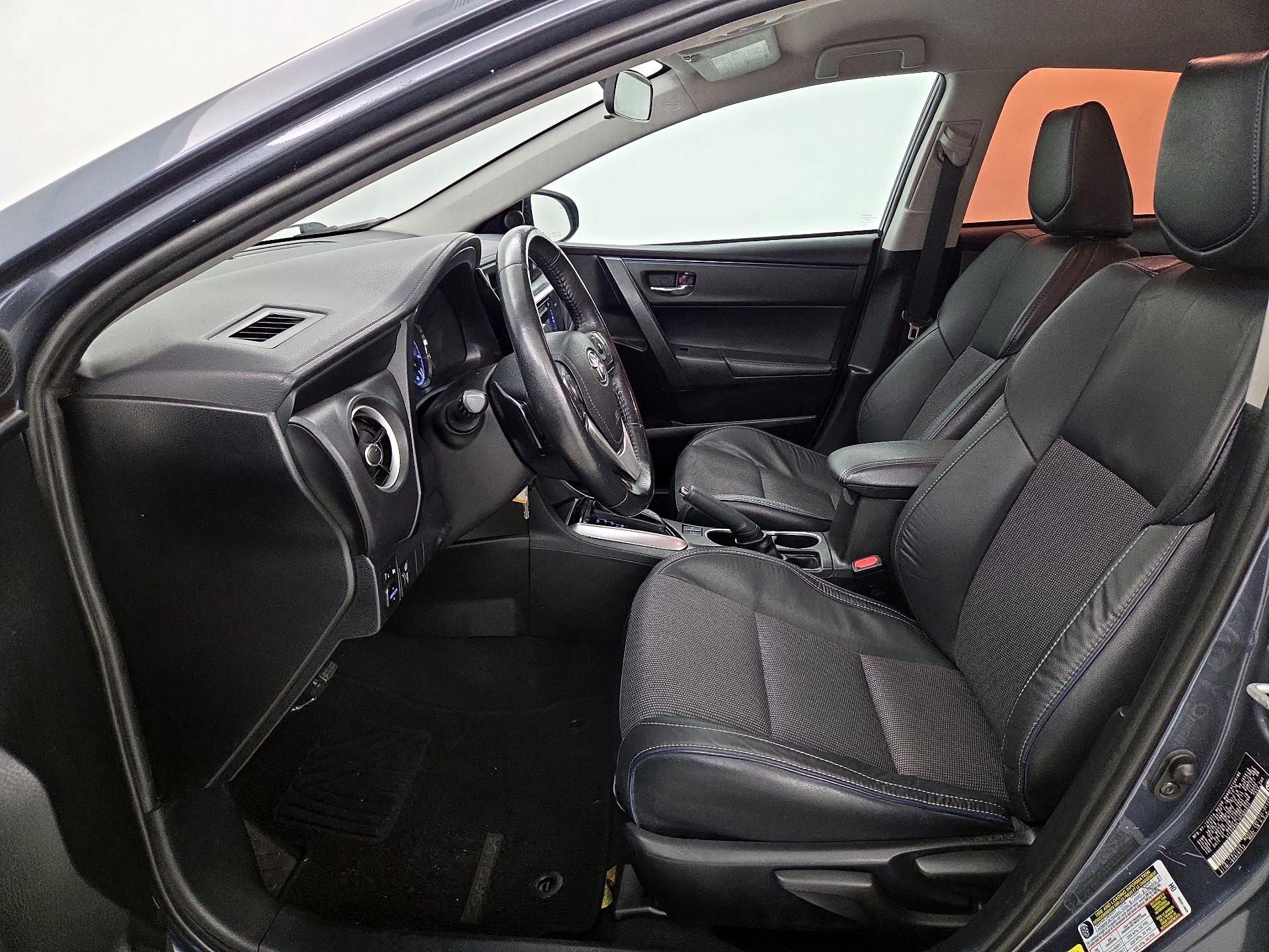 Thumbnail: 2017 Toyota Corolla - 11